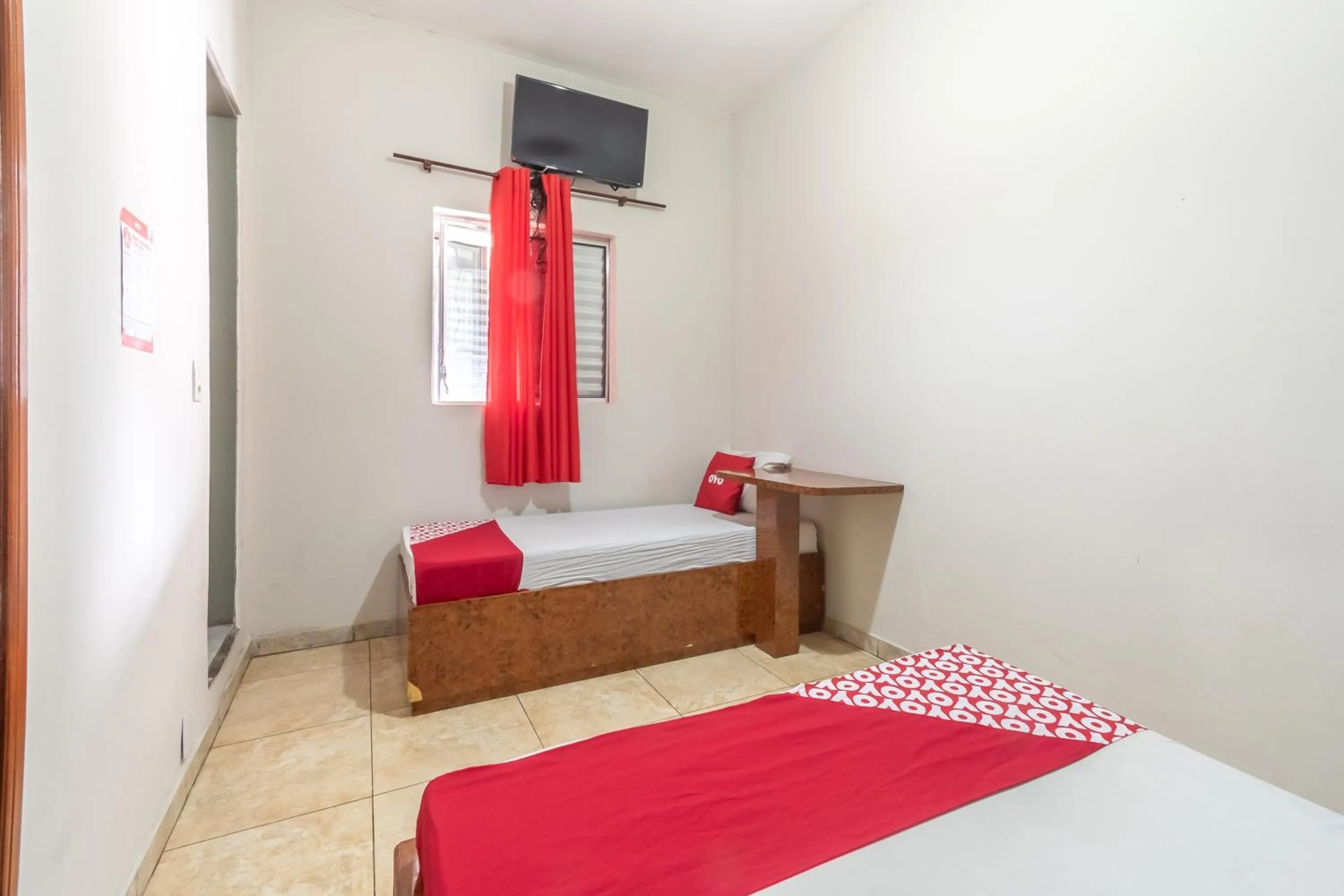 Bedroom, Bed in OYO Hotel Dom Pedro, São Paulo