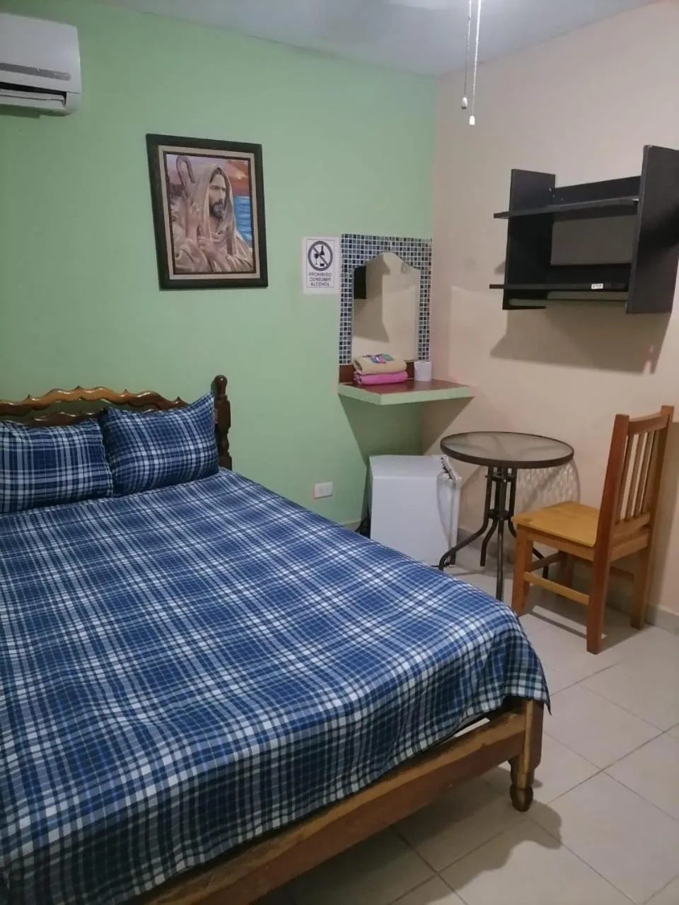 Bed in San Diego Tu Casa