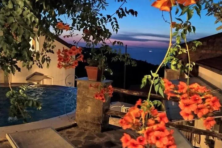 Swimming pool in Villa Giovanna