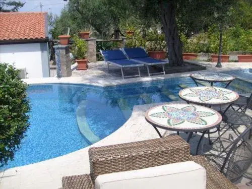 Swimming pool in Villa Giovanna Swimming pool in Villa Giovanna