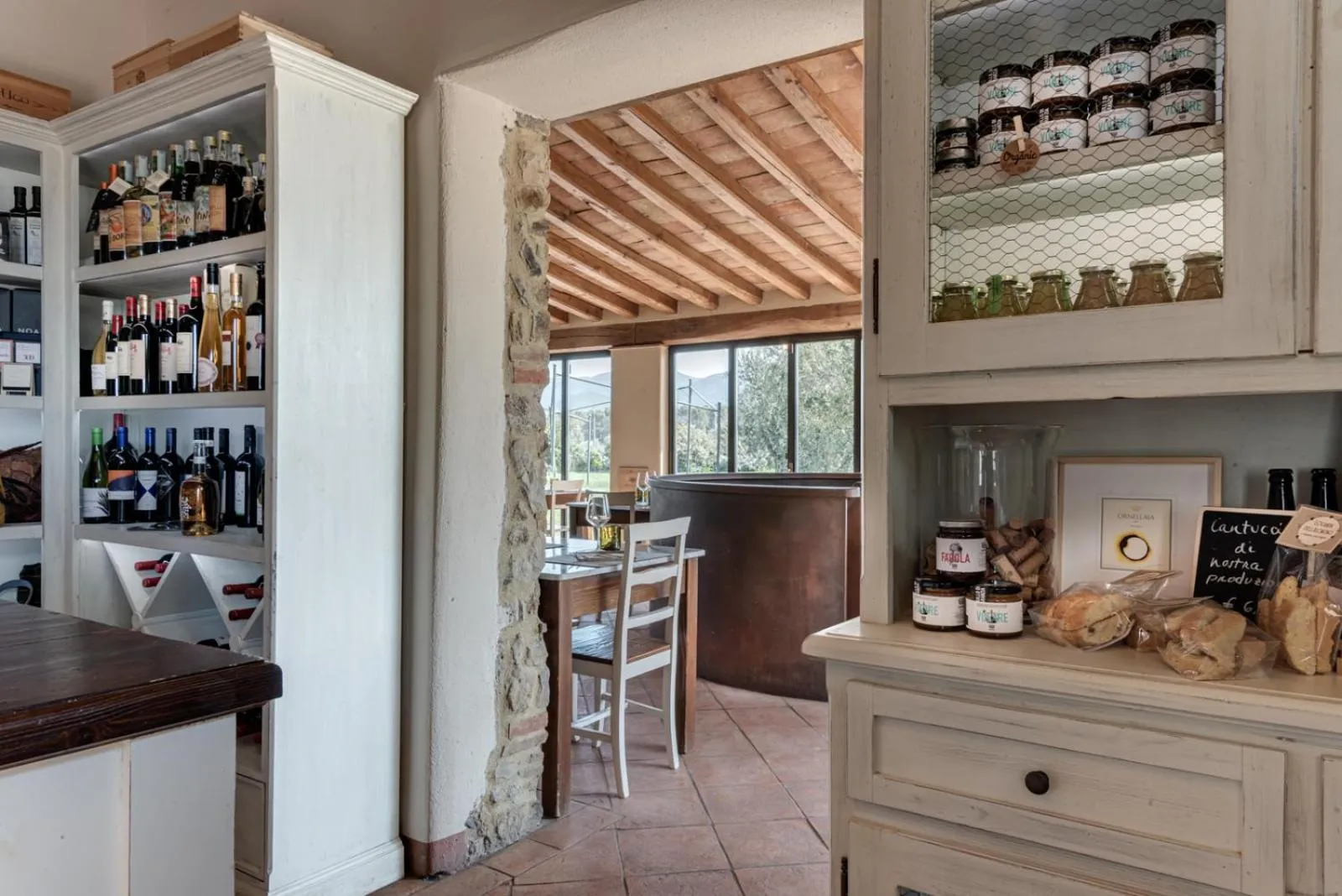 Shopping Area in Locanda dell'Aioncino