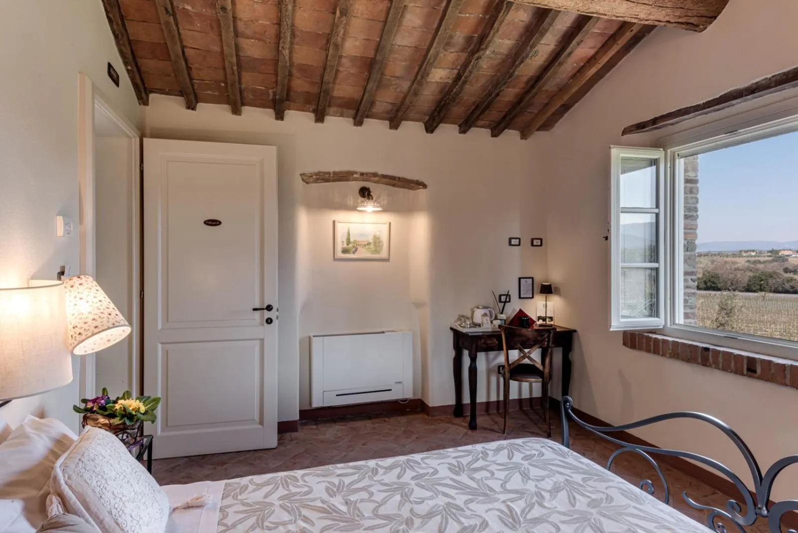 Photo of the whole room, Bed in Locanda dell'Aioncino