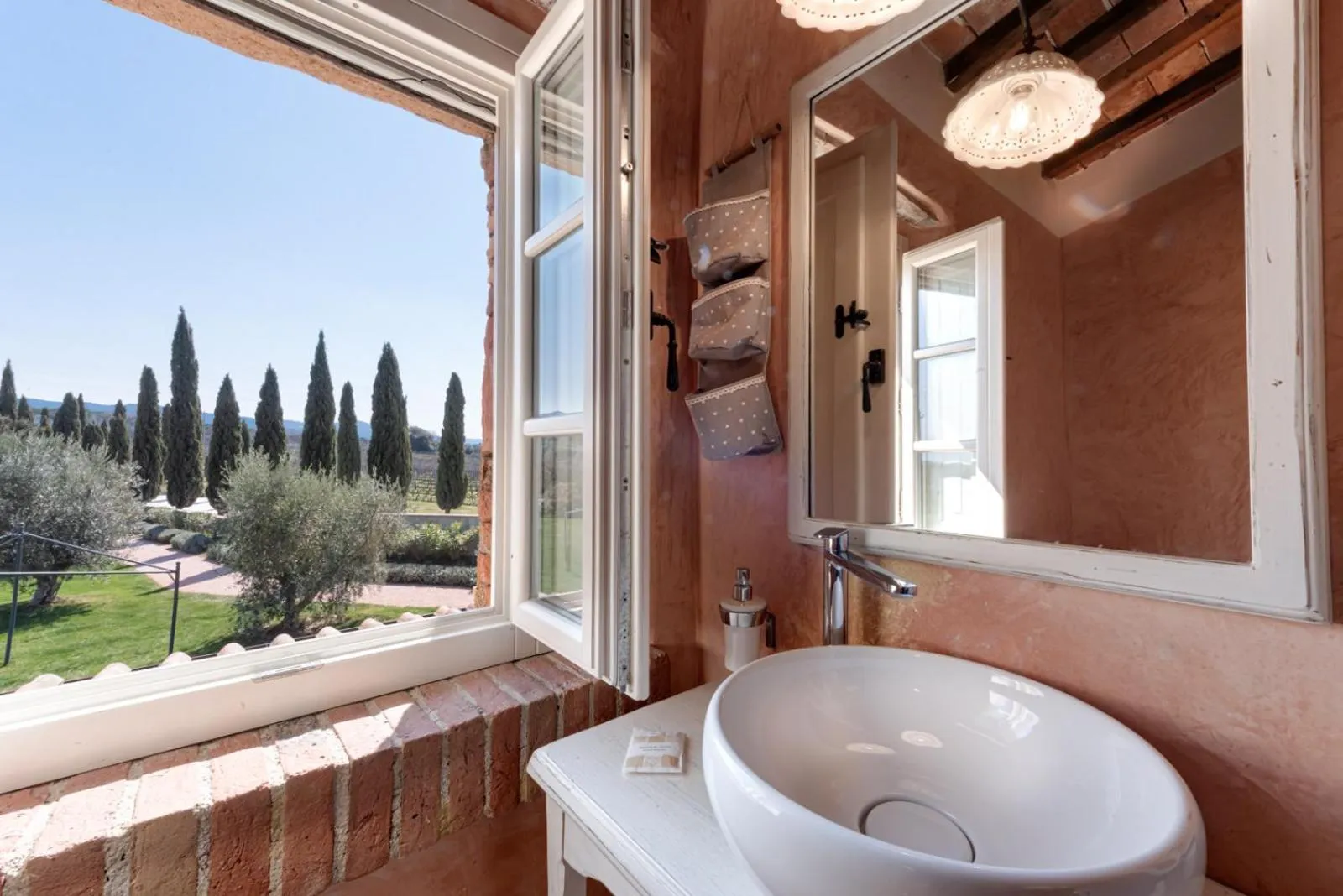 Bathroom in Locanda dell'Aioncino