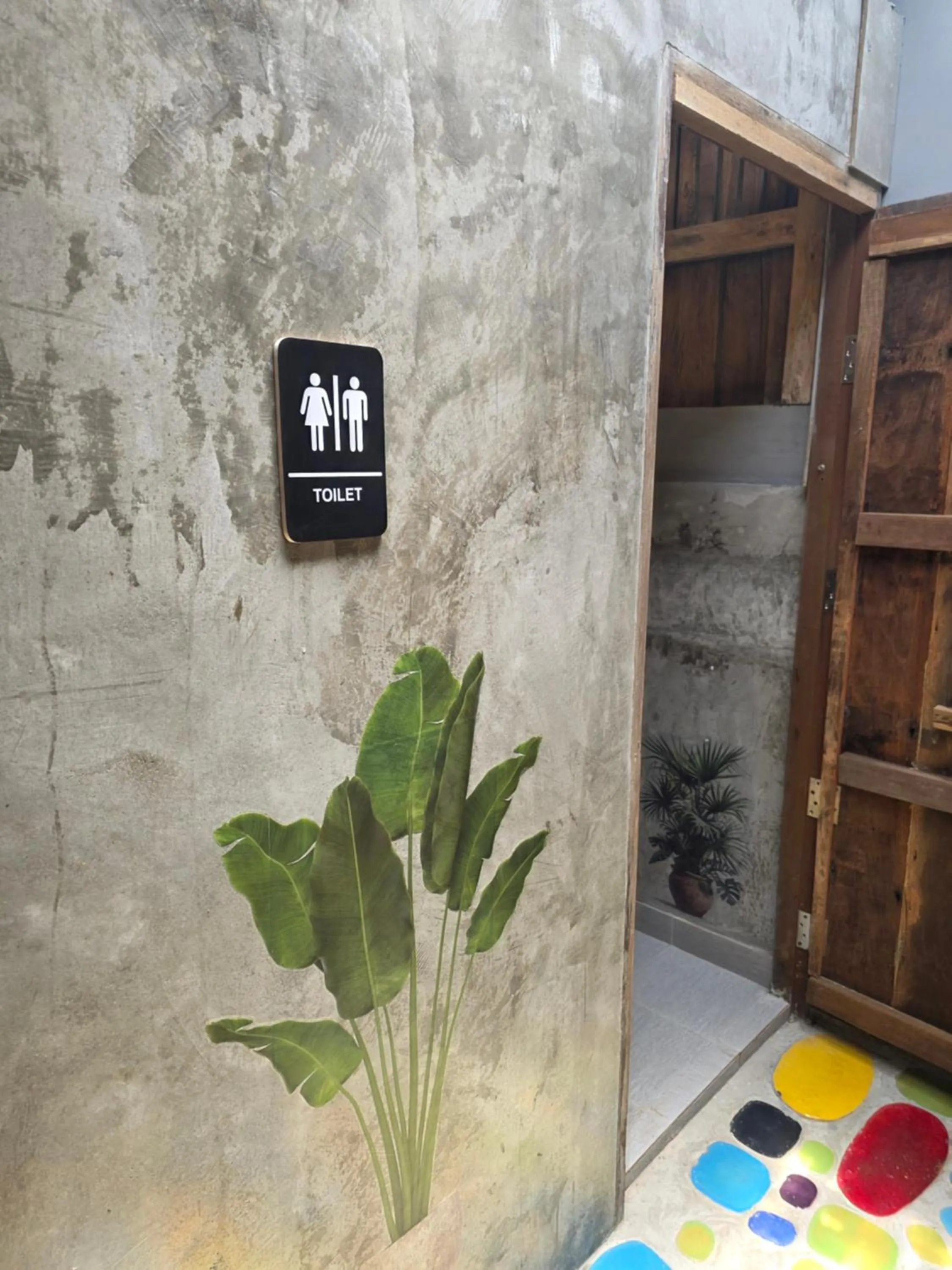 Shower in THE REAL ESCAPE - Koh Yao Noi