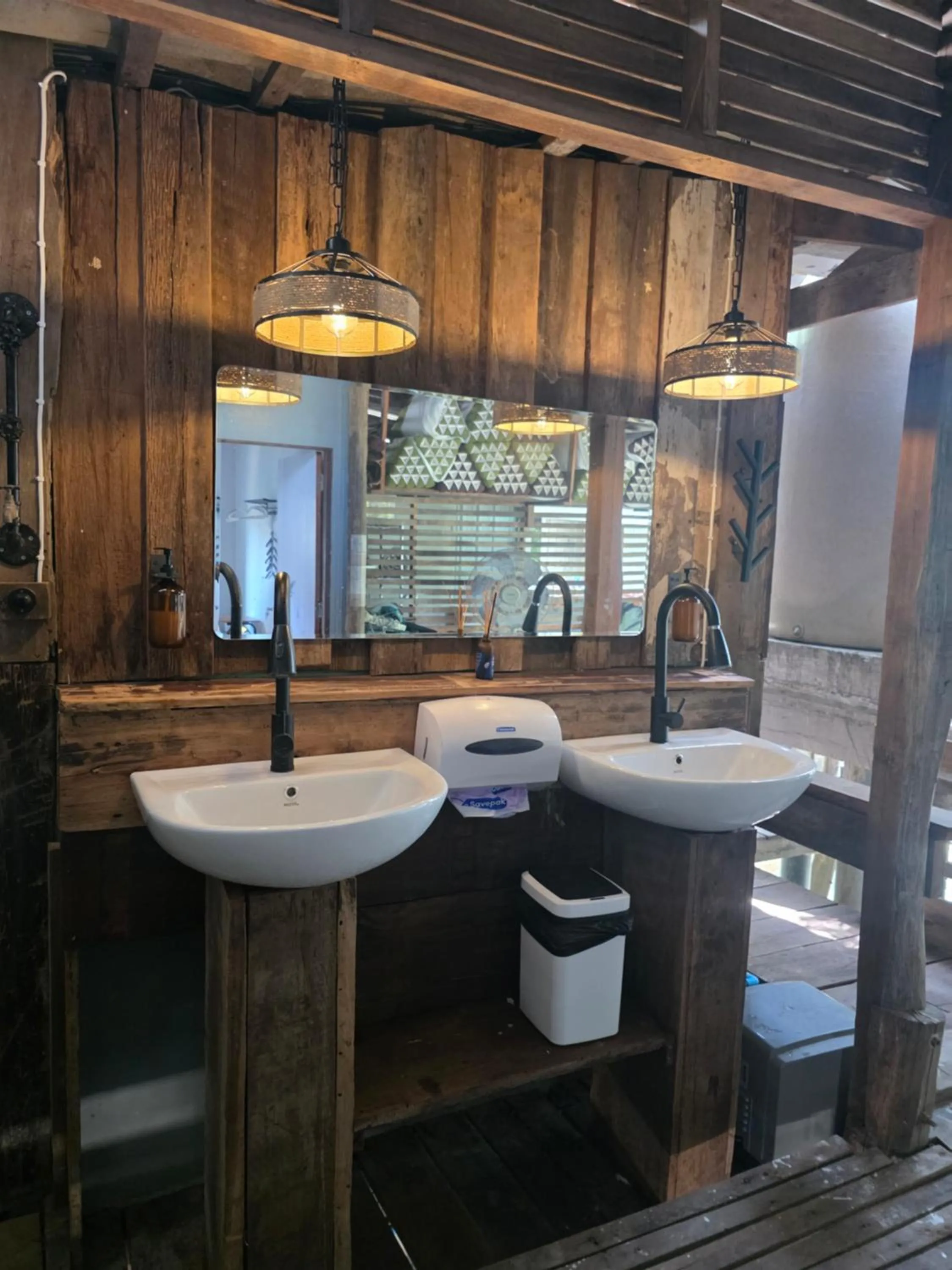 Bathroom in THE REAL ESCAPE - Koh Yao Noi