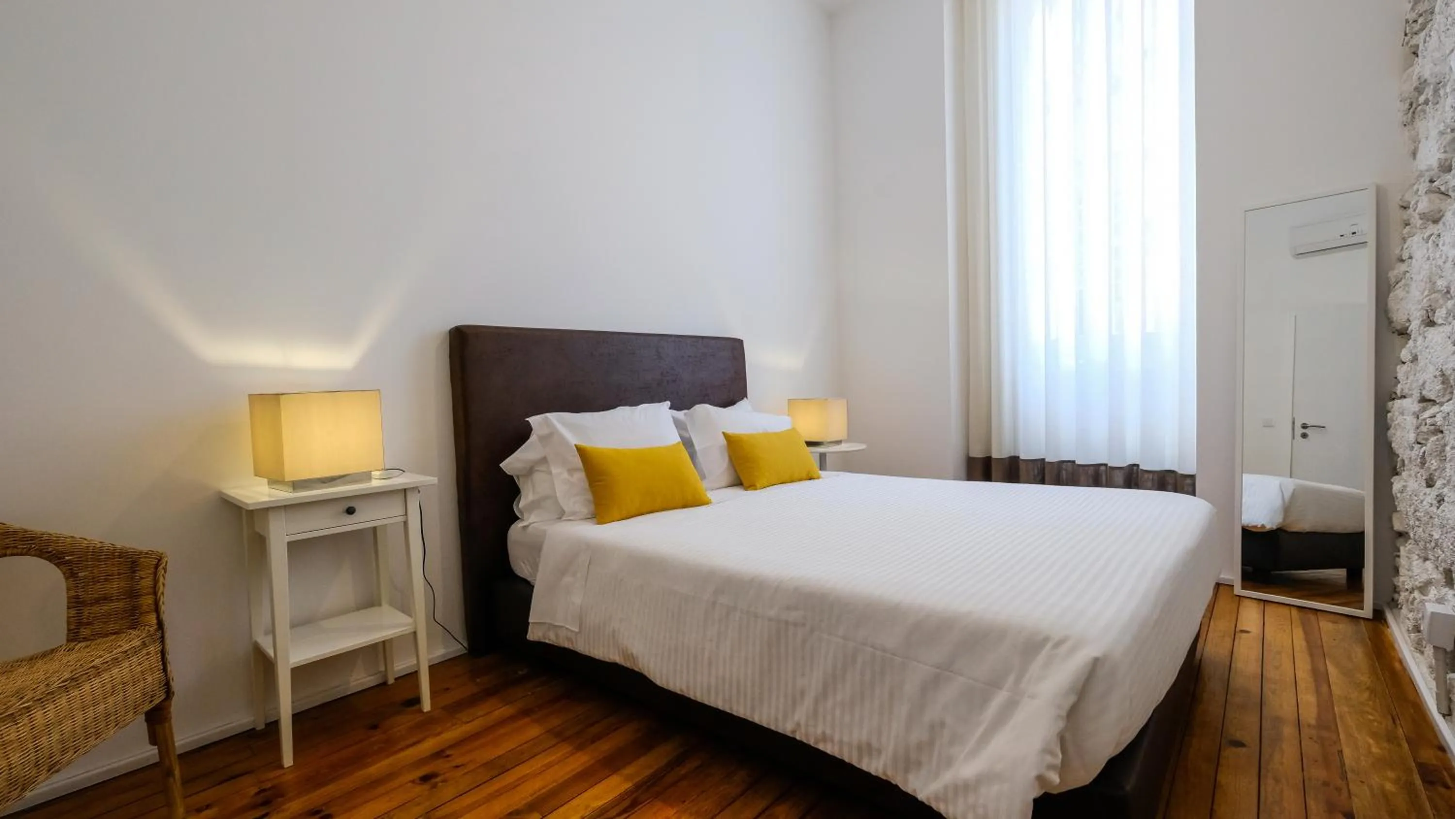 Photo of the whole room, Bed in Bemyguest - Loft Guest House Jardim das Mães Charming