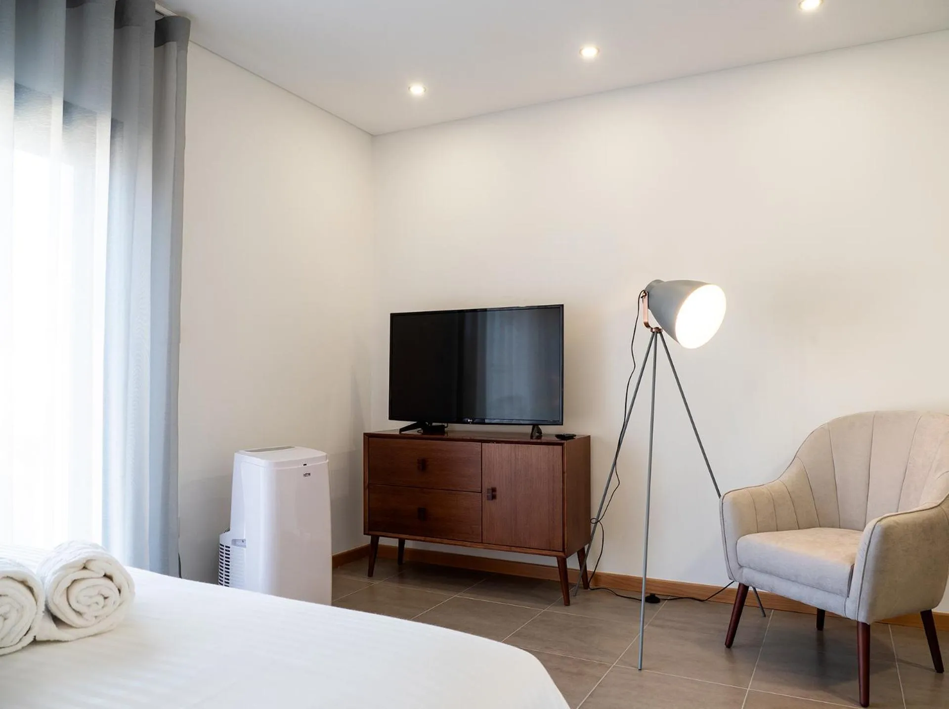 Bed in Bemyguest - Loft Guest House Jardim das Mães Charming