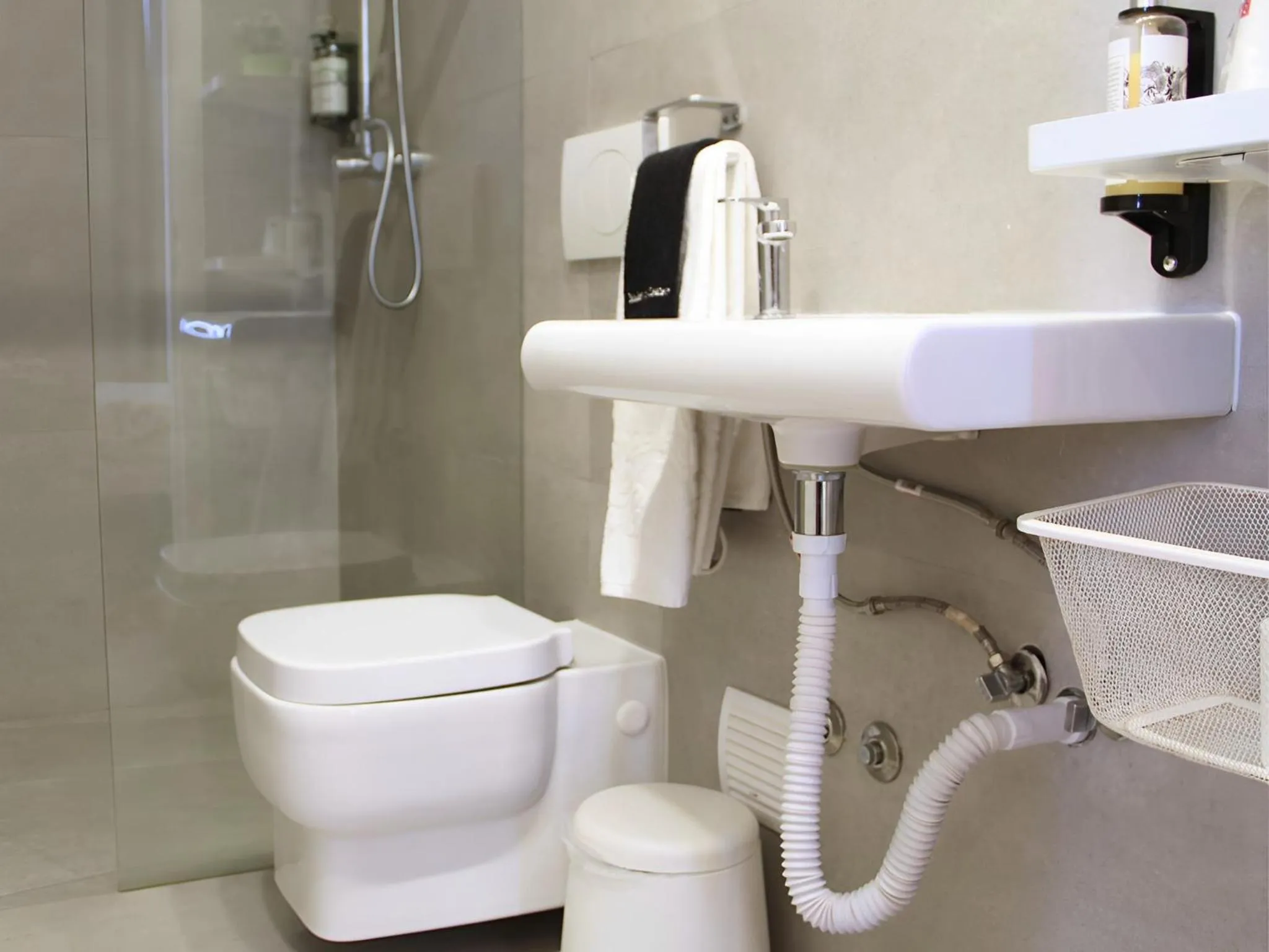 Bathroom in Bemyguest - Loft Guest House Jardim das Mães Charming