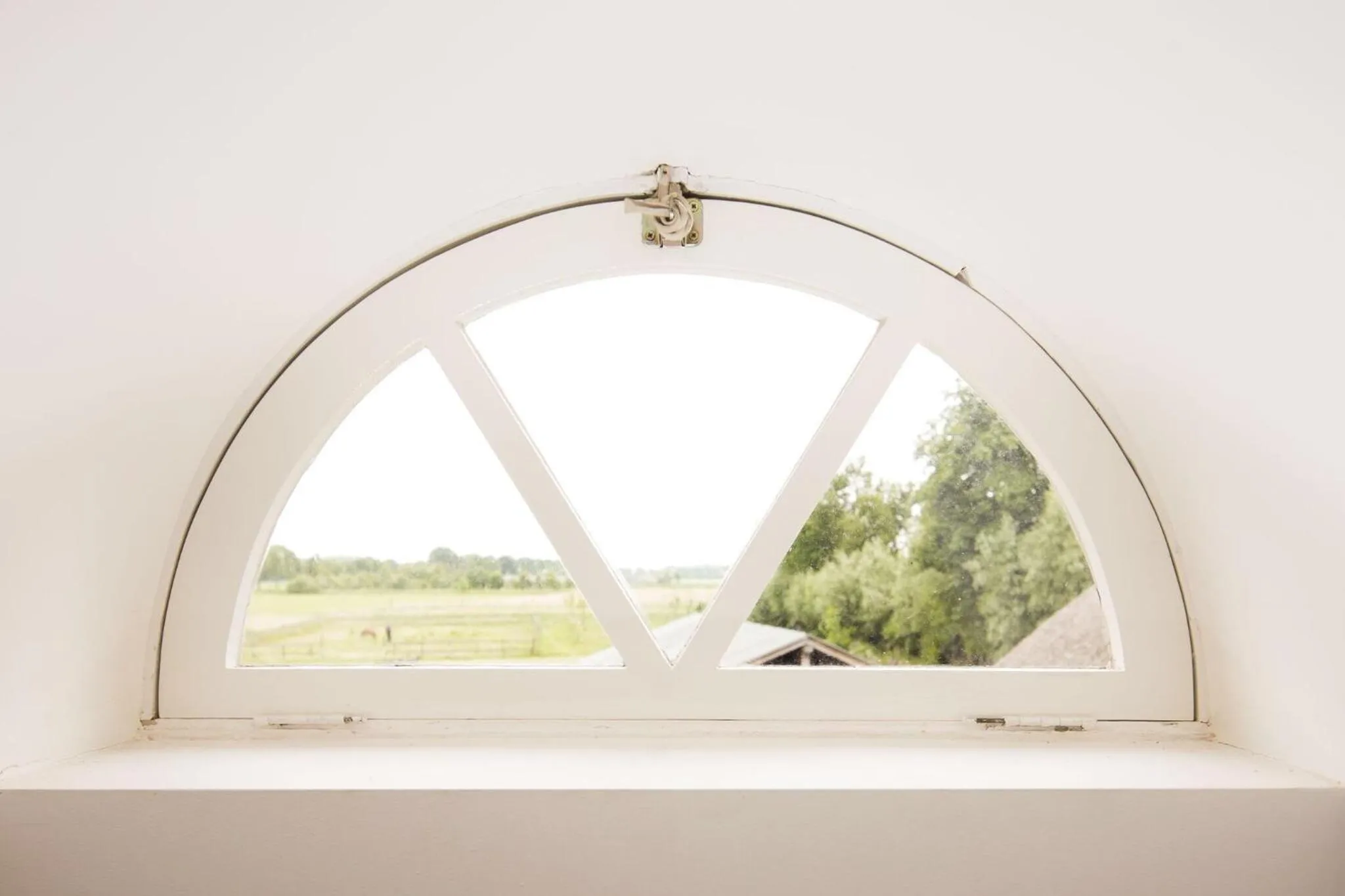 Garden view in Bed & Breakfast Karakter