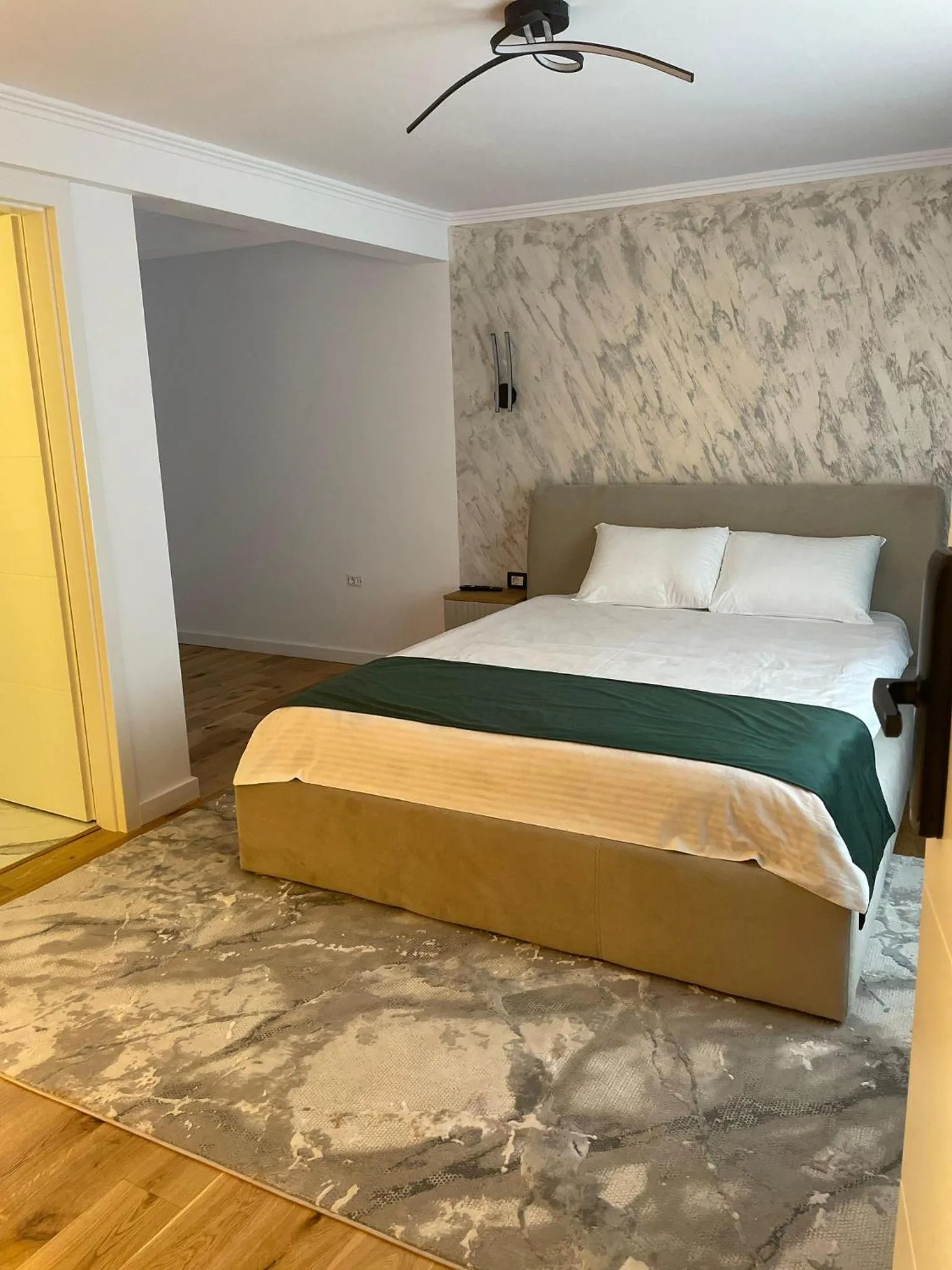 Bed in Dendy