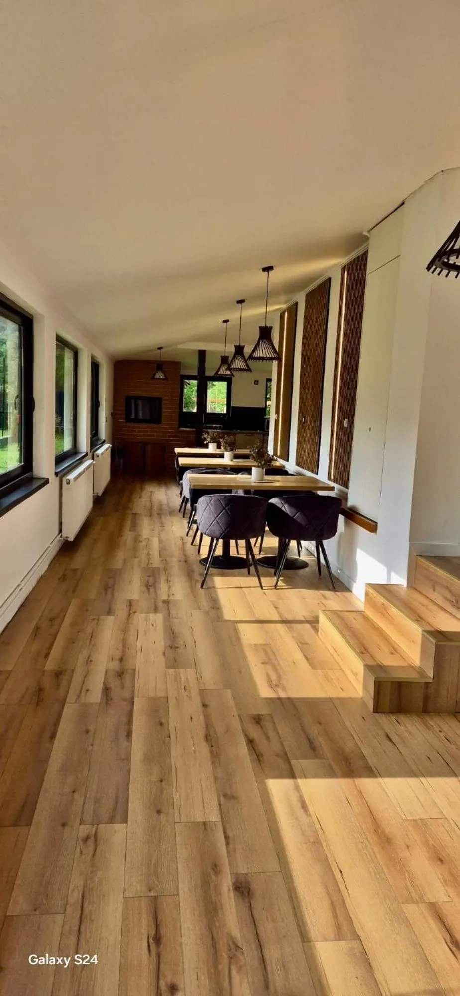 Dining area in Dendy
