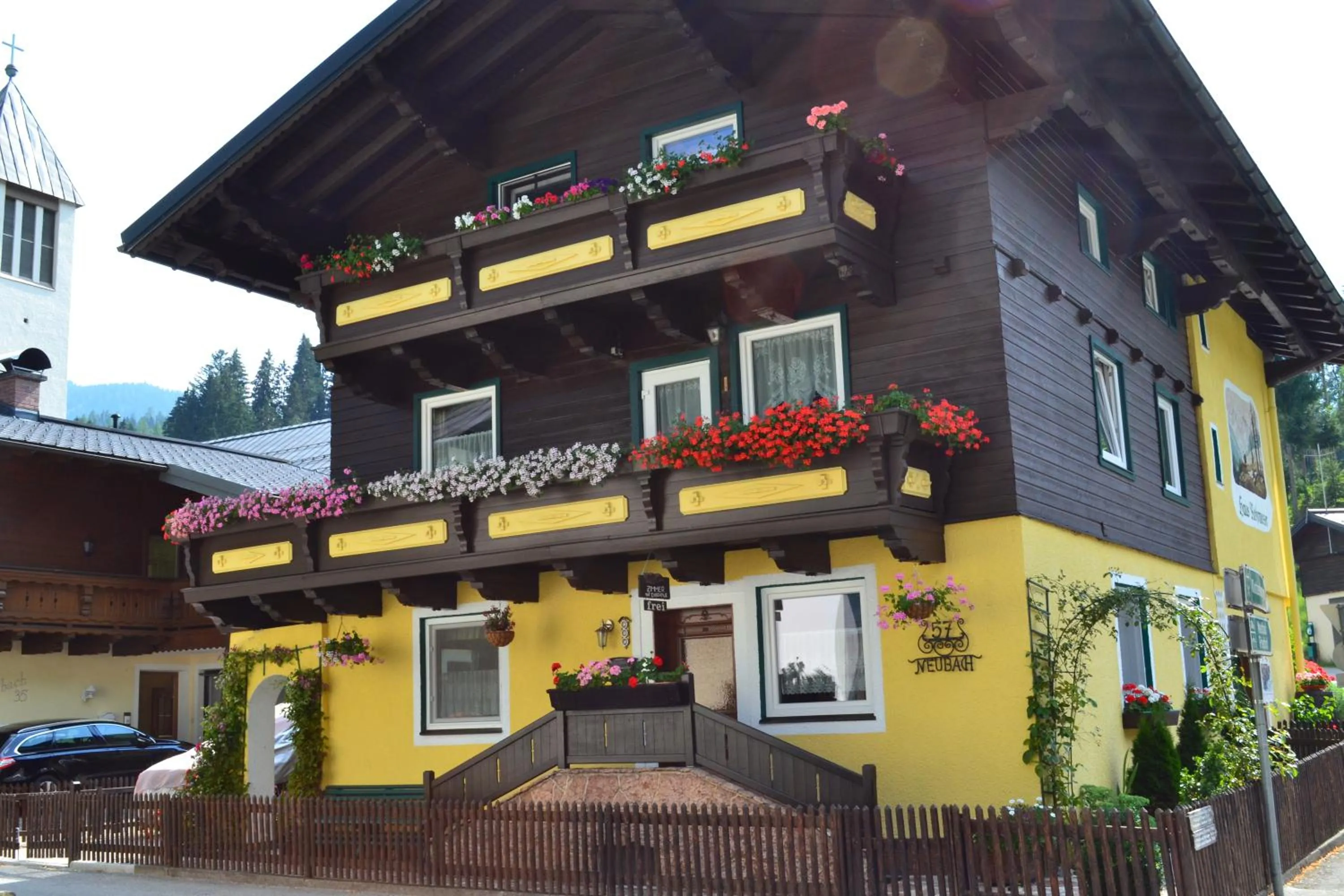 Facade/entrance in Pension Haus Rohrmoser
