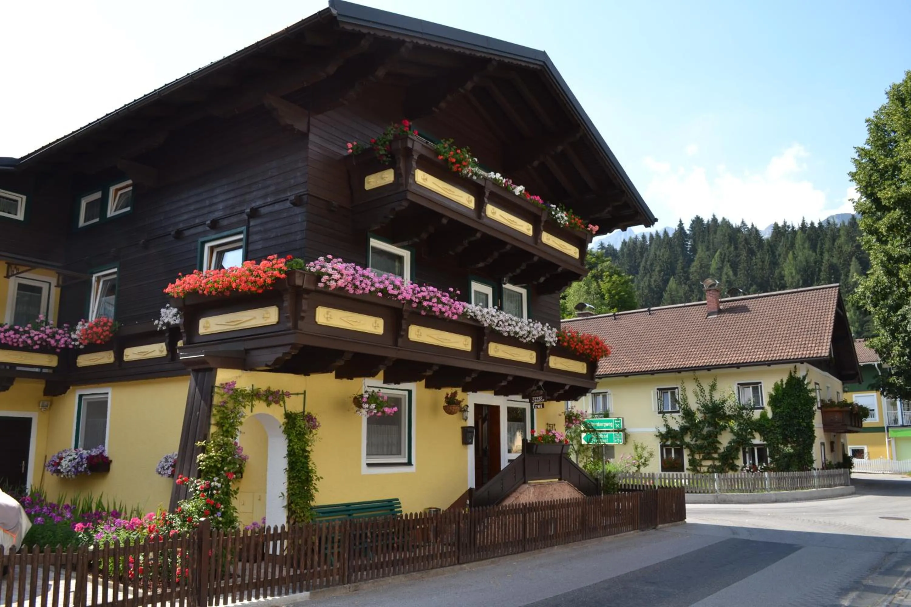 Facade/entrance in Pension Haus Rohrmoser