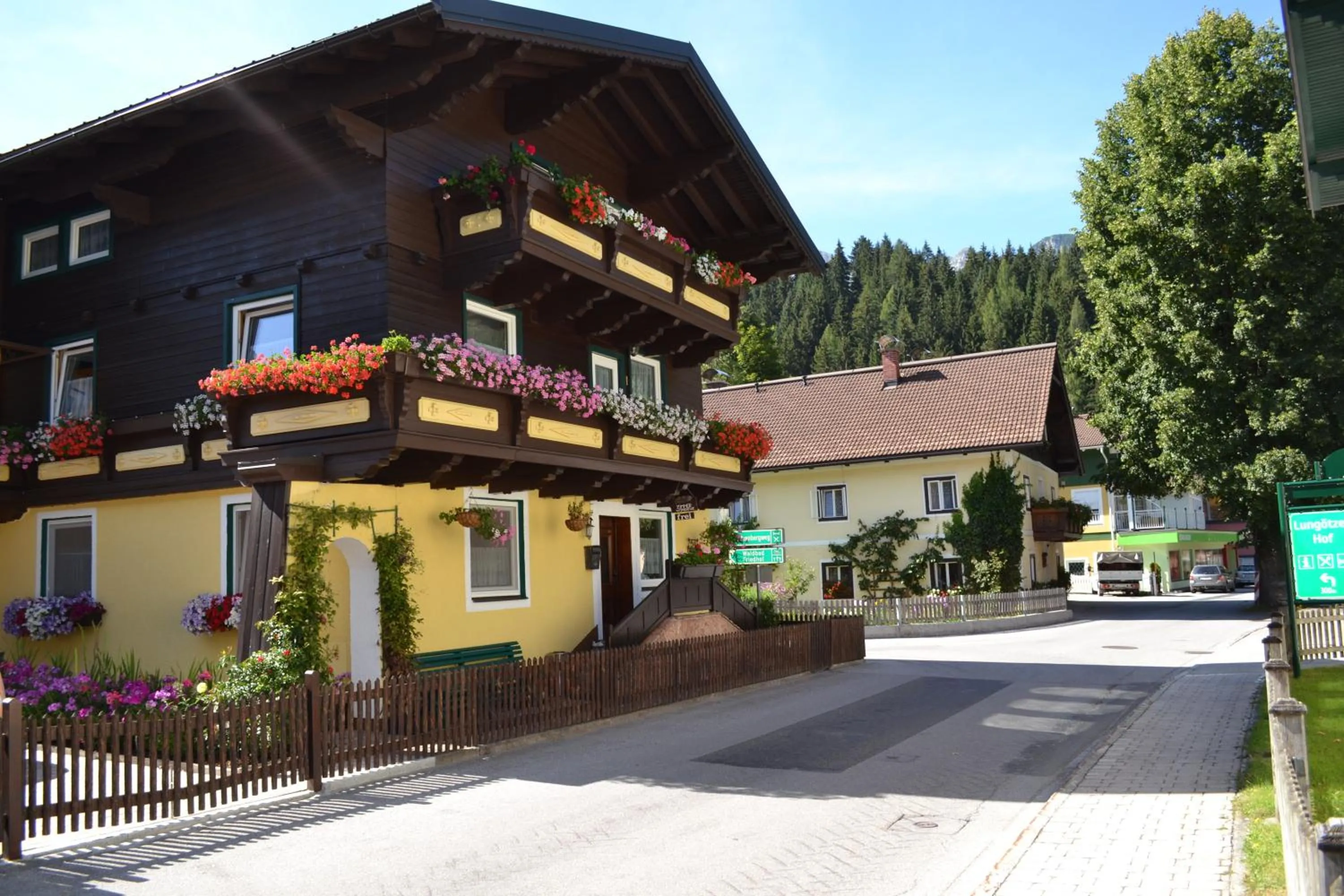 Facade/entrance in Pension Haus Rohrmoser