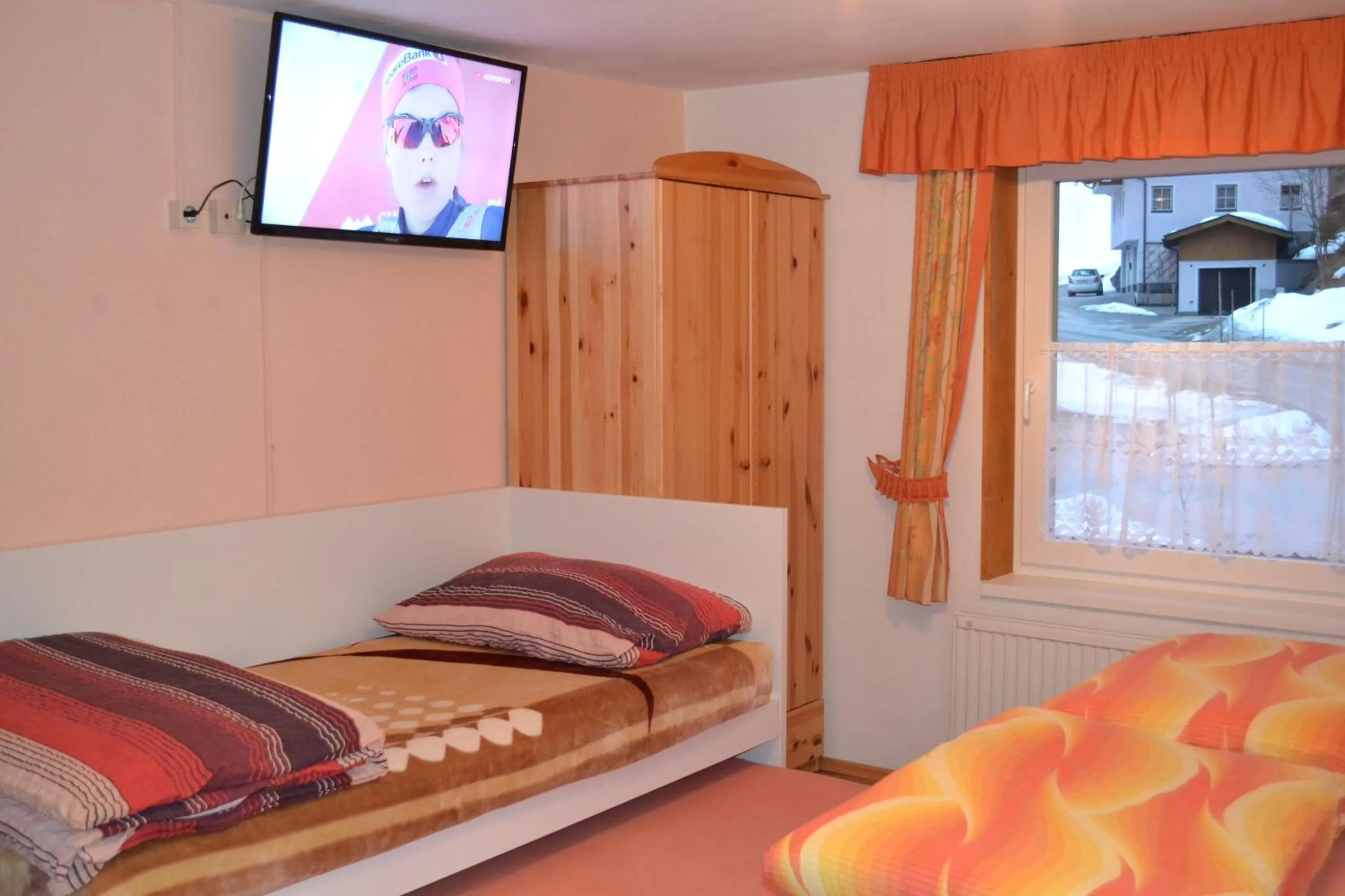 Property building, Bed in Pension Haus Rohrmoser