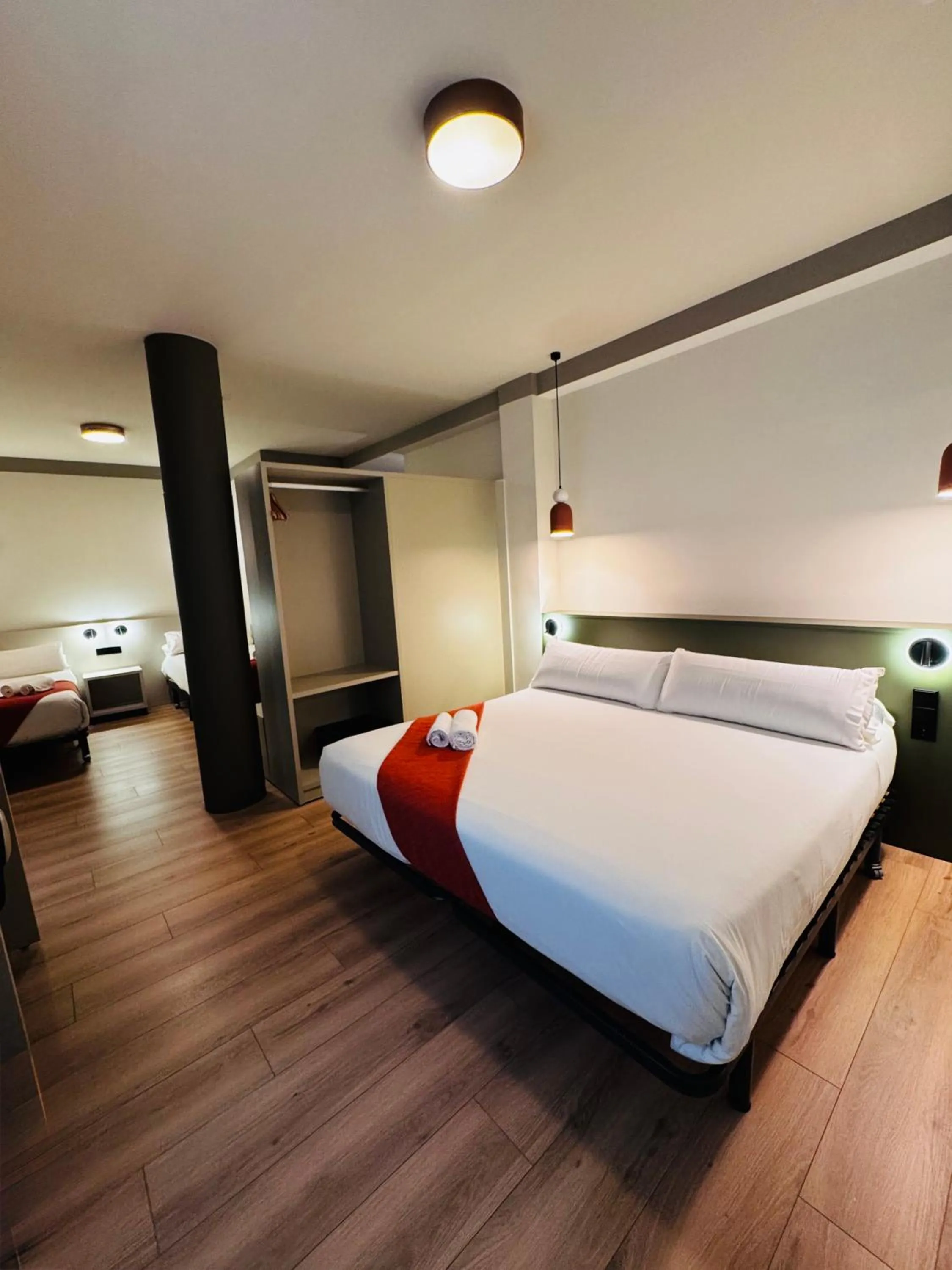 Bed in Hostal Sol Square Madrid