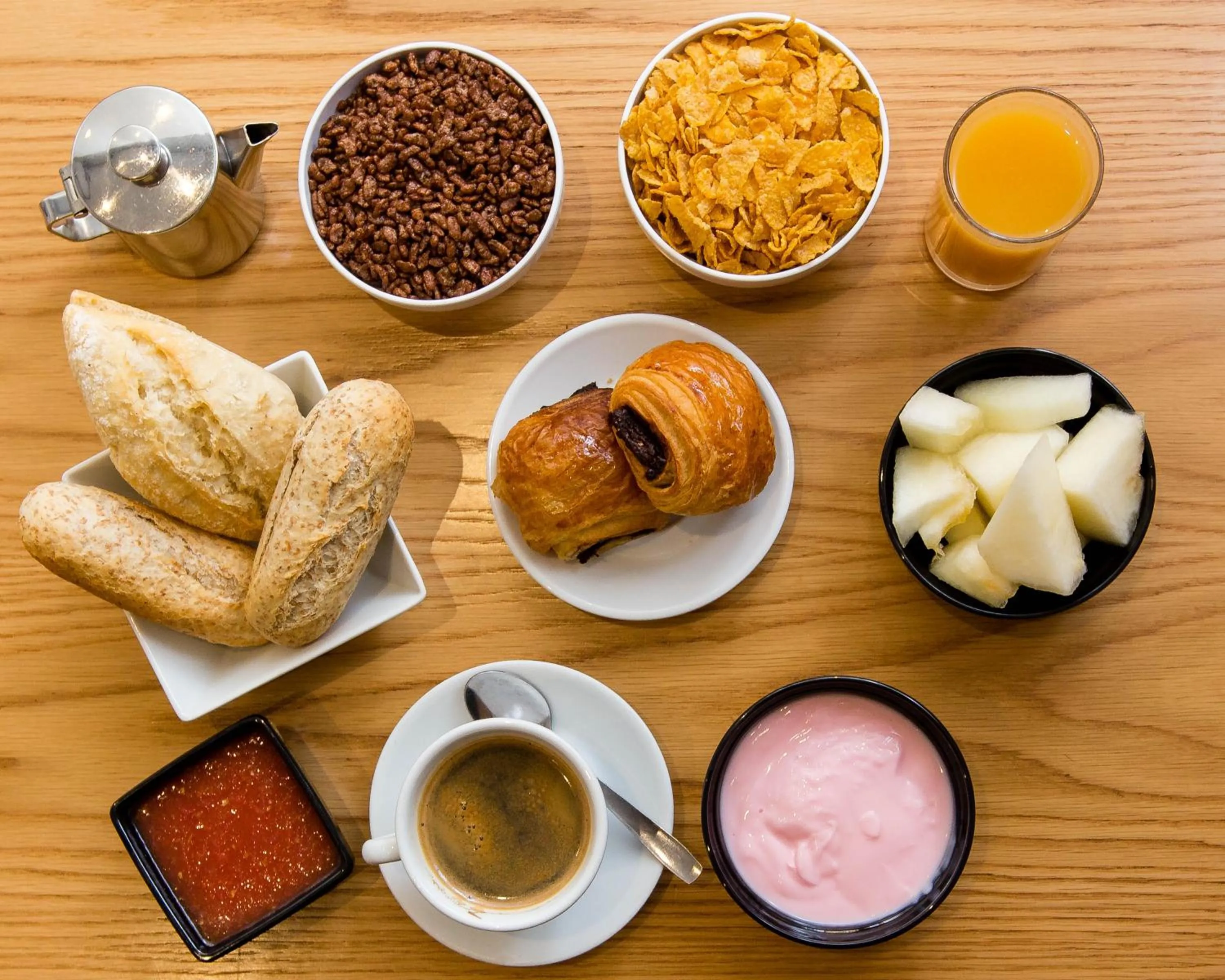 Continental breakfast in Hostal Sol Square Madrid