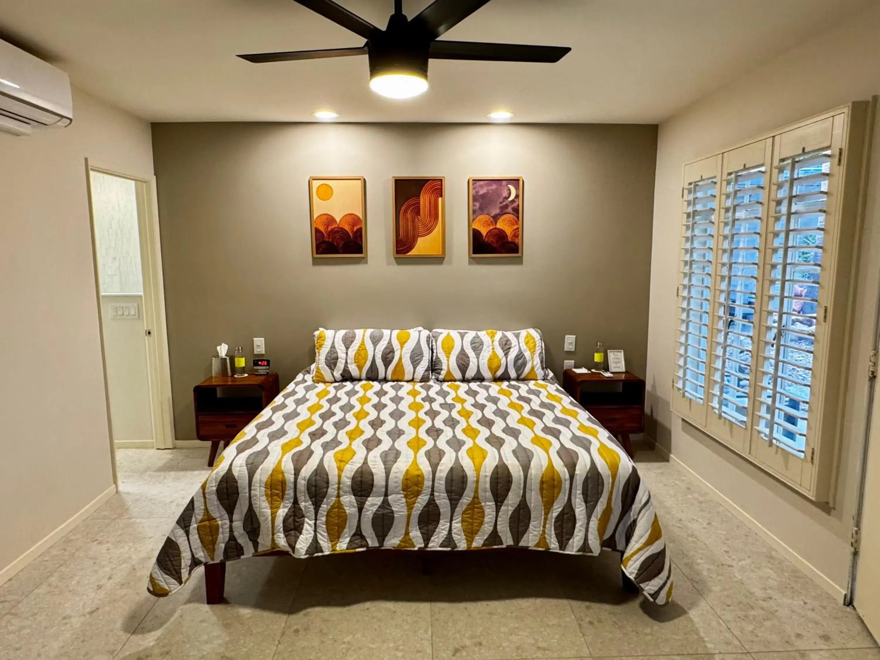 Desert Paradise - A Men's Clothing Optional Resort Desert Paradise - A Men's Clothing Optional Resort