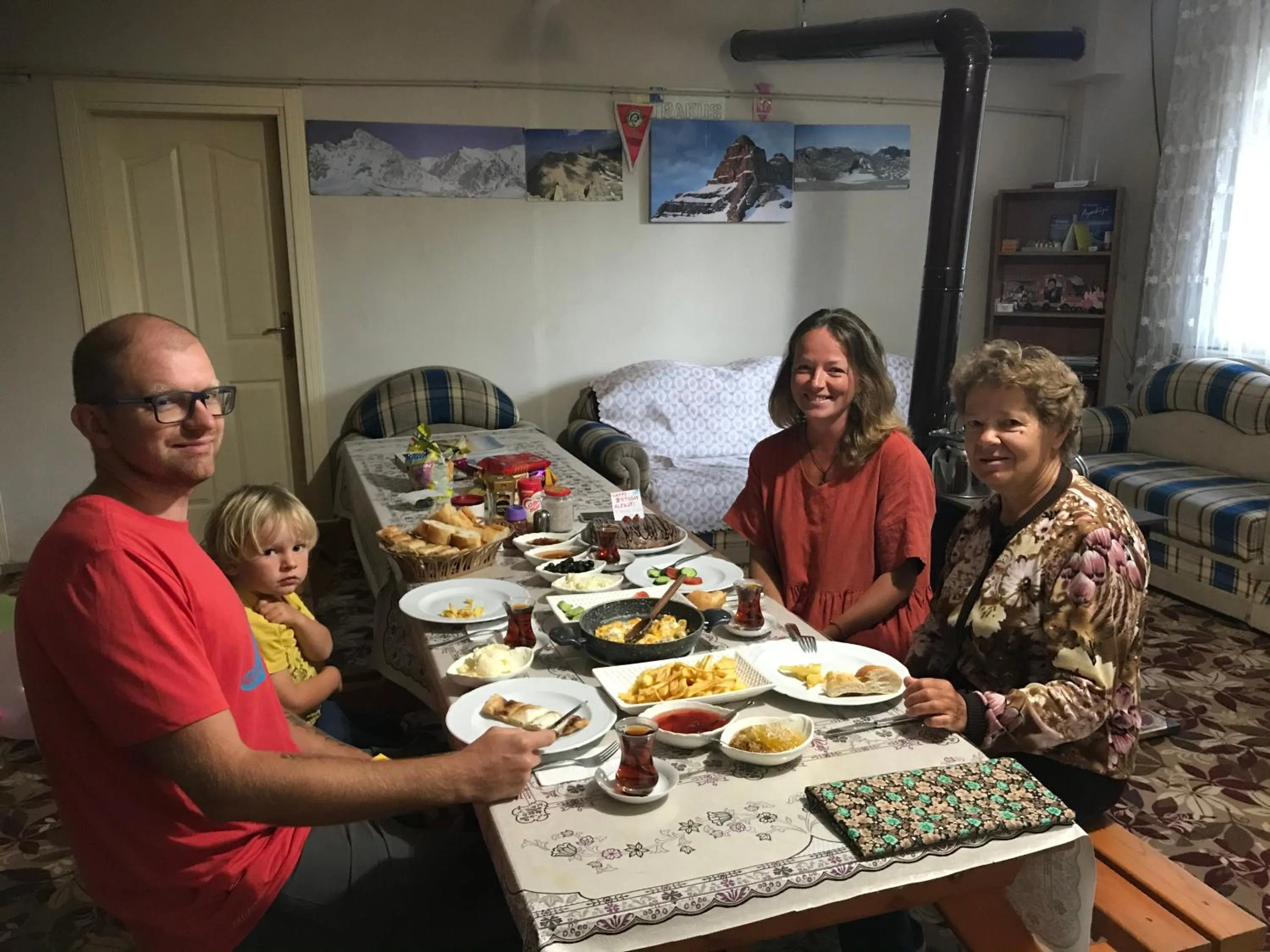 Breakfast in Taurus Guest House