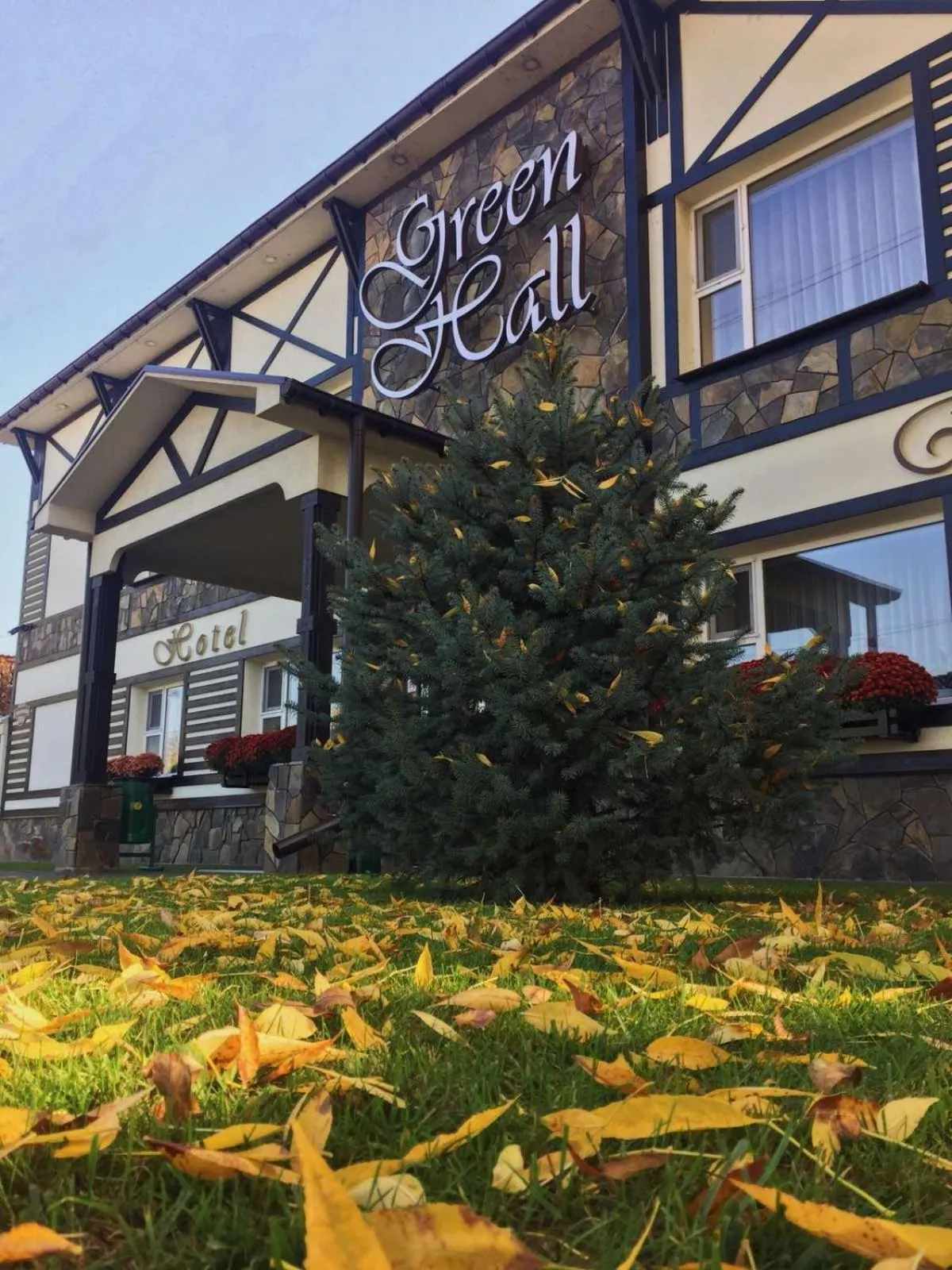 Green Hall Hotel