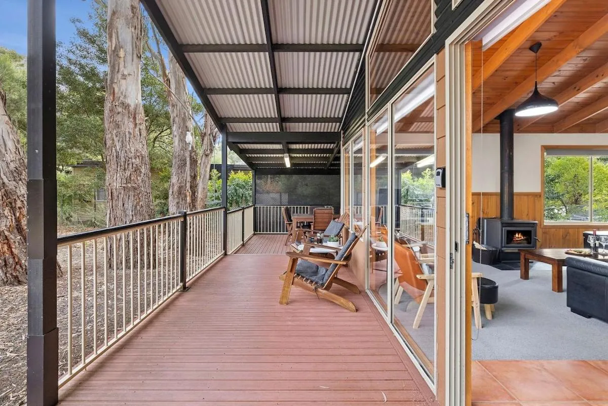Mountain Hideaway by Halls Gap Accommodation