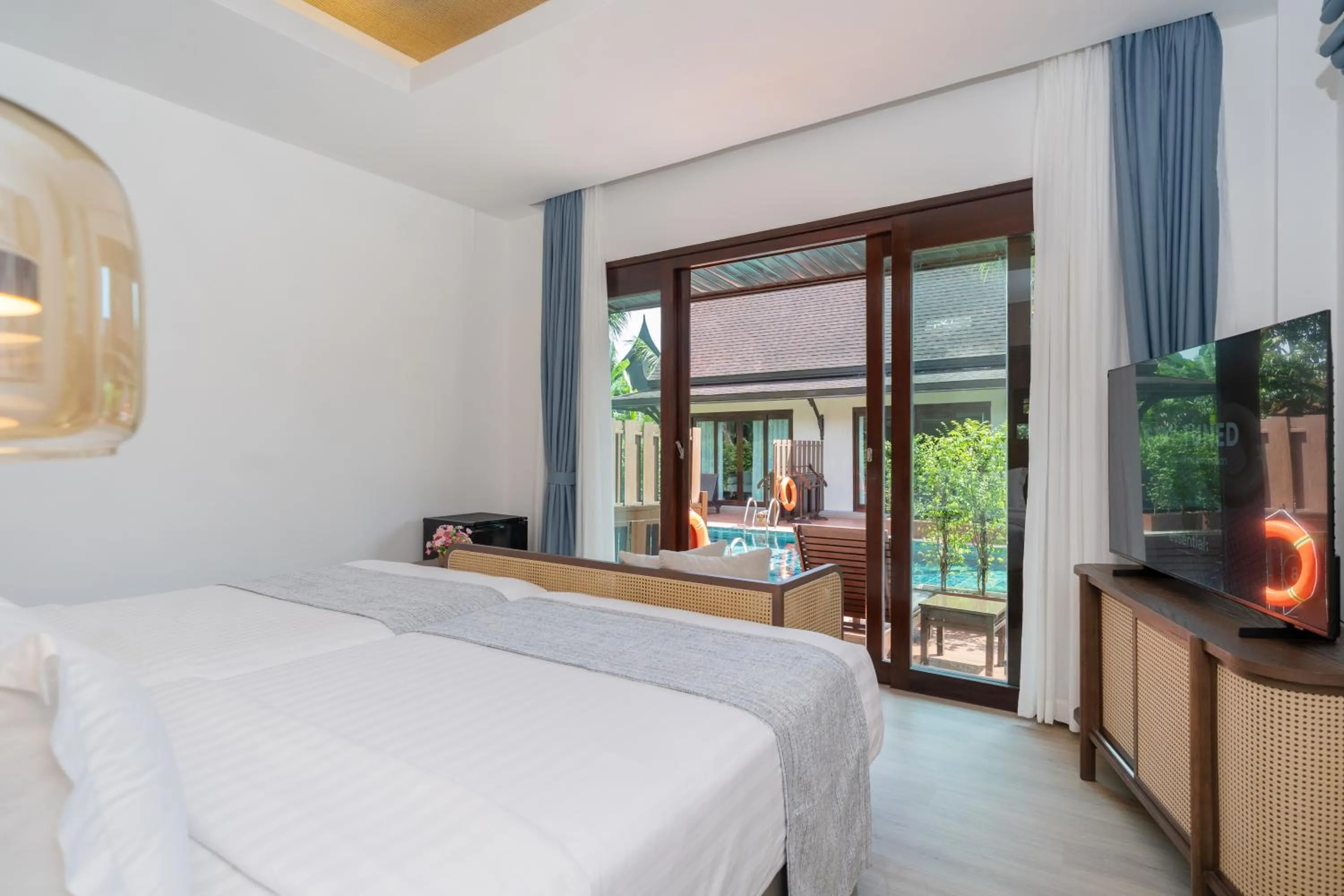 Bed in Howard Johnson by Wyndham Phuket Naiyang