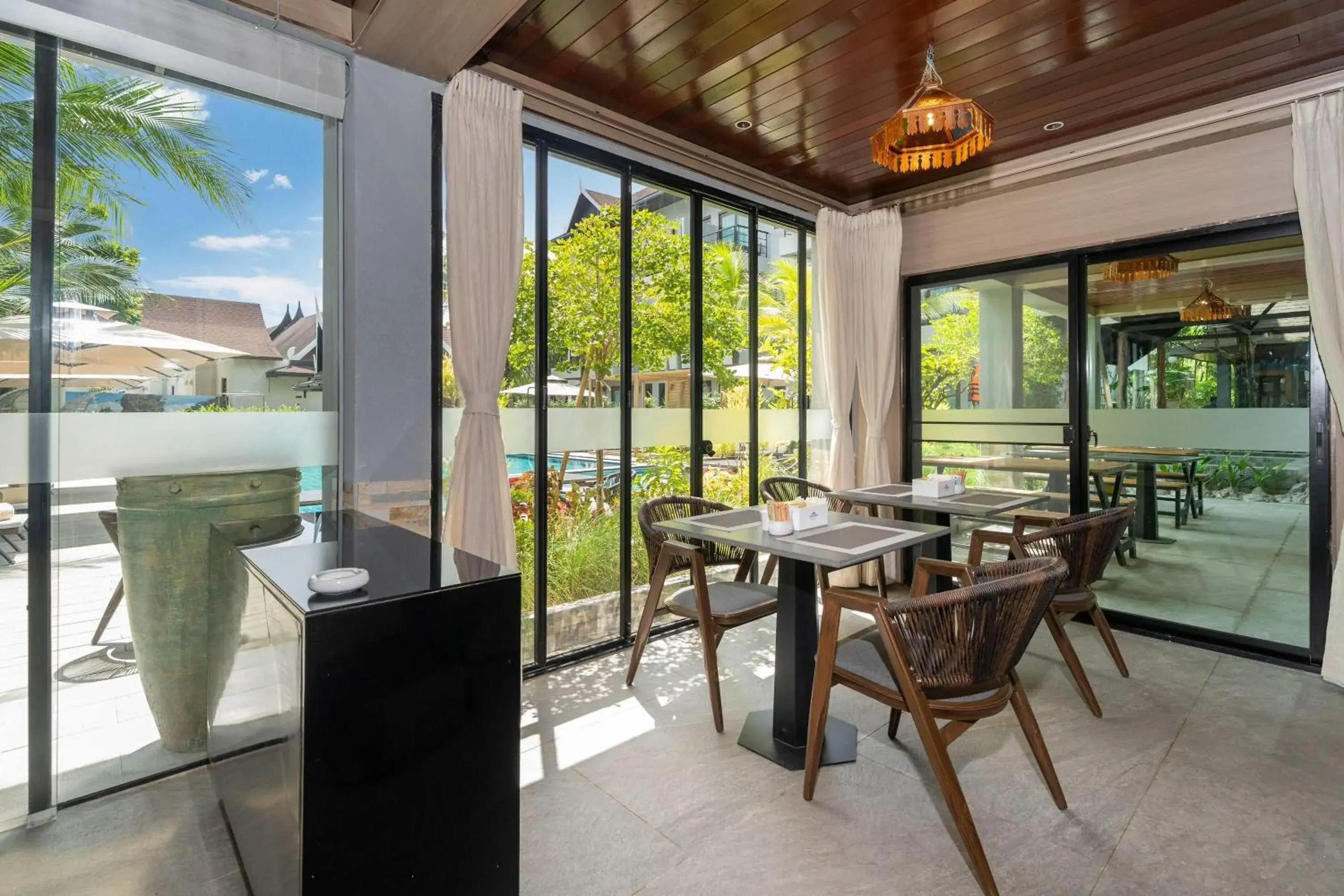 Restaurant/places to eat in Howard Johnson by Wyndham Phuket Naiyang Restaurant/places to eat in Howard Johnson by Wyndham Phuket Naiyang