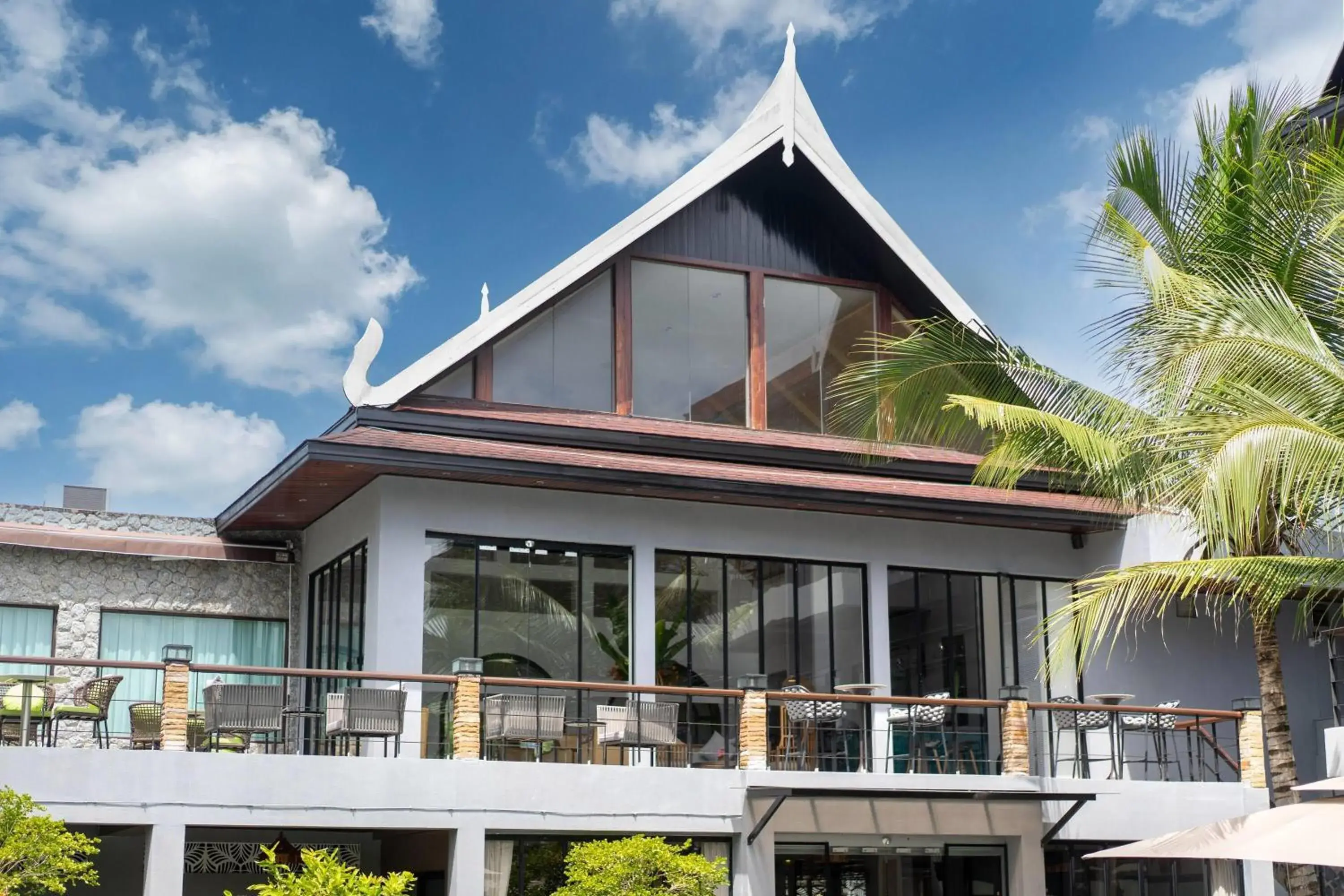 Howard Johnson by Wyndham Phuket Naiyang Howard Johnson by Wyndham Phuket Naiyang