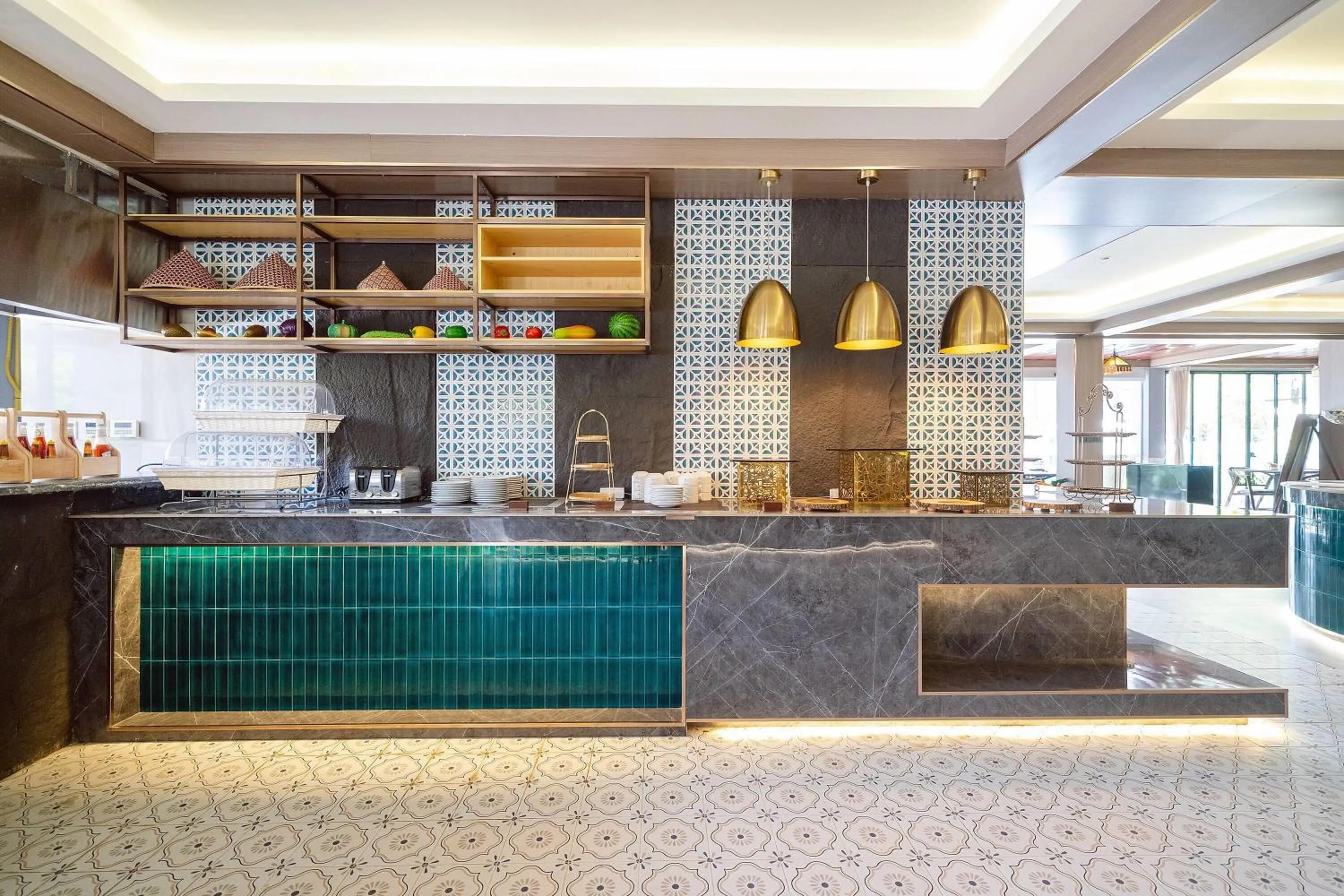 Restaurant/places to eat in Howard Johnson by Wyndham Phuket Naiyang