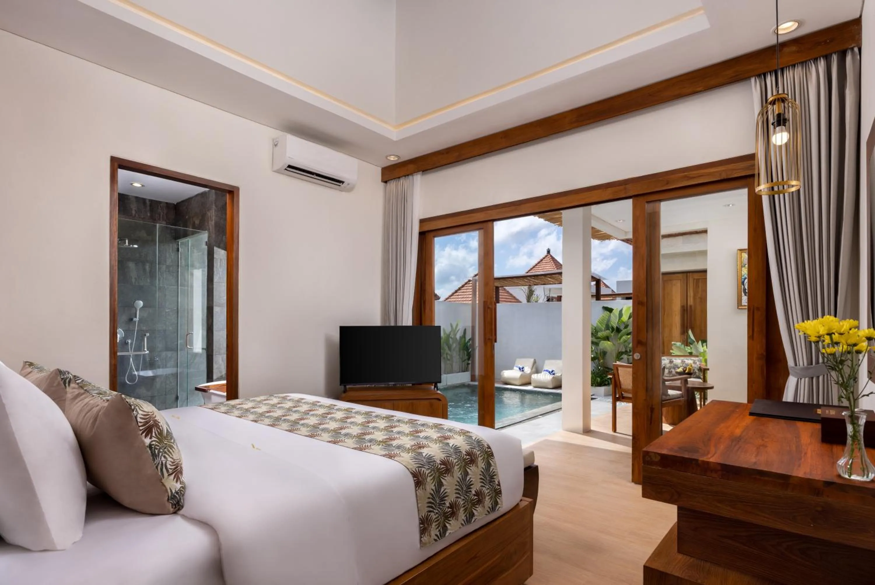 Bed in La Tropica Canggu Bali By Kanaya Hospitality