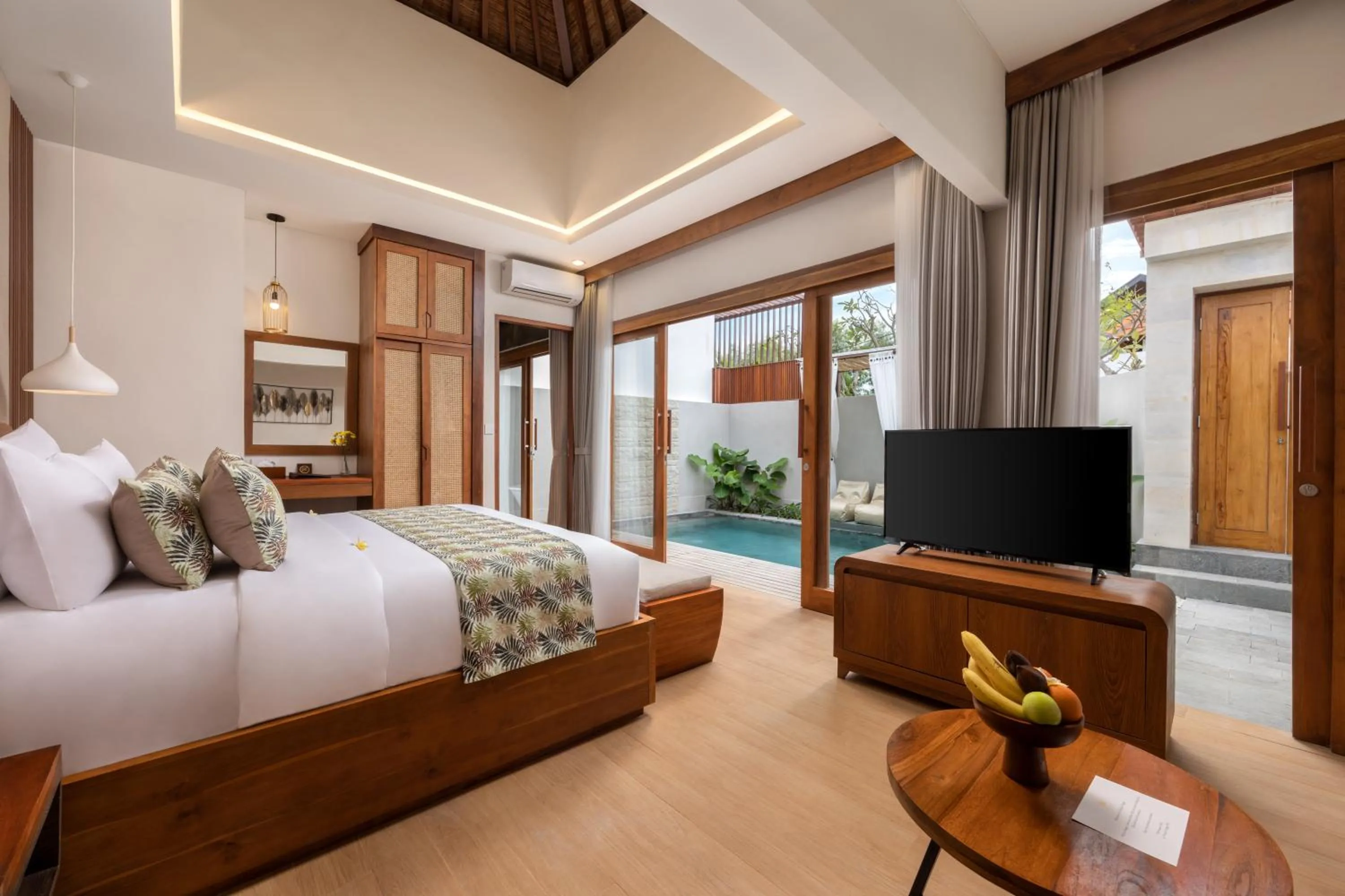 Bed in La Tropica Canggu Bali By Kanaya Hospitality