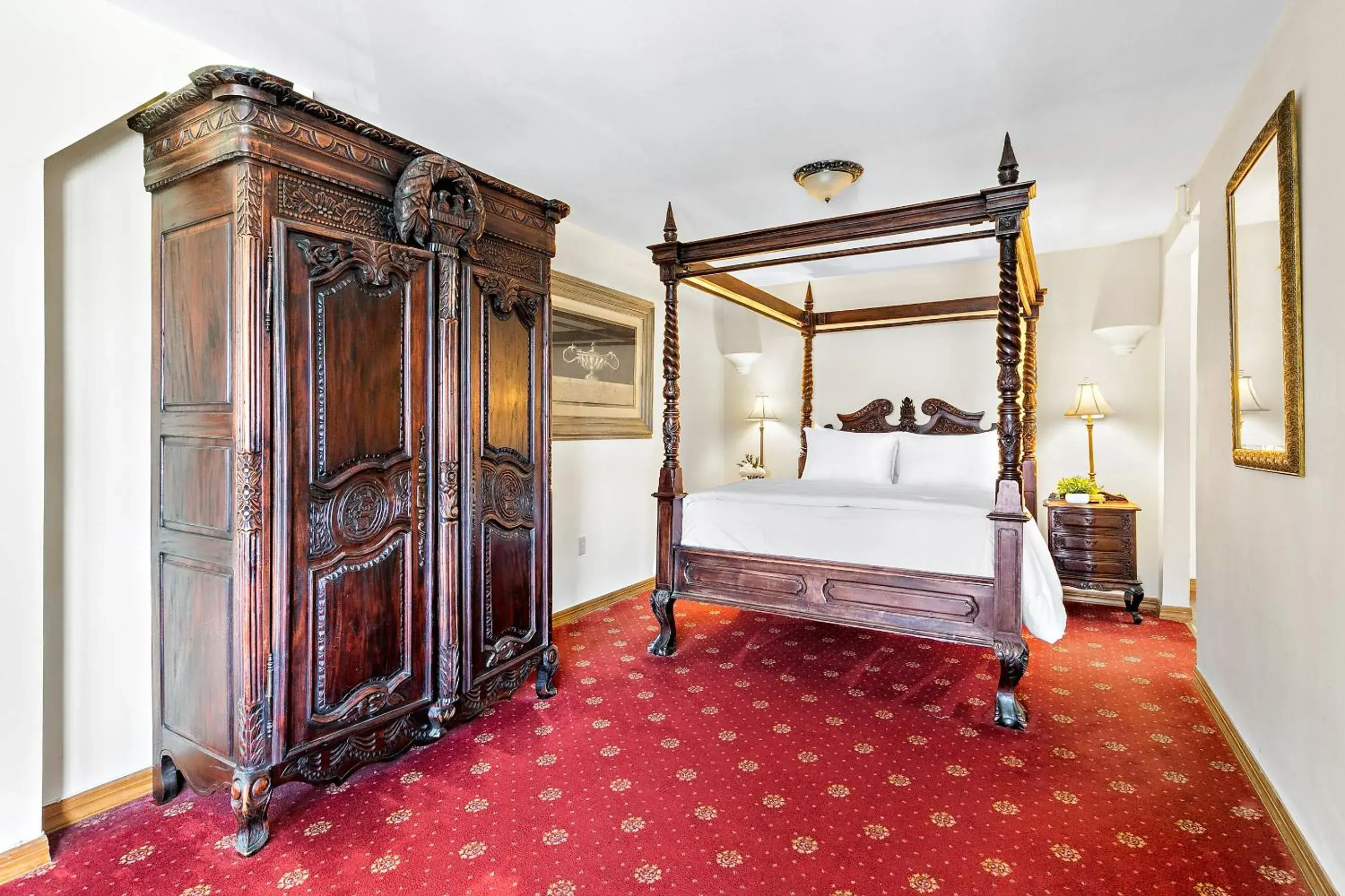 Queen Room with Sea View in Majestic Hotel Queen Room with Sea View in Majestic Hotel