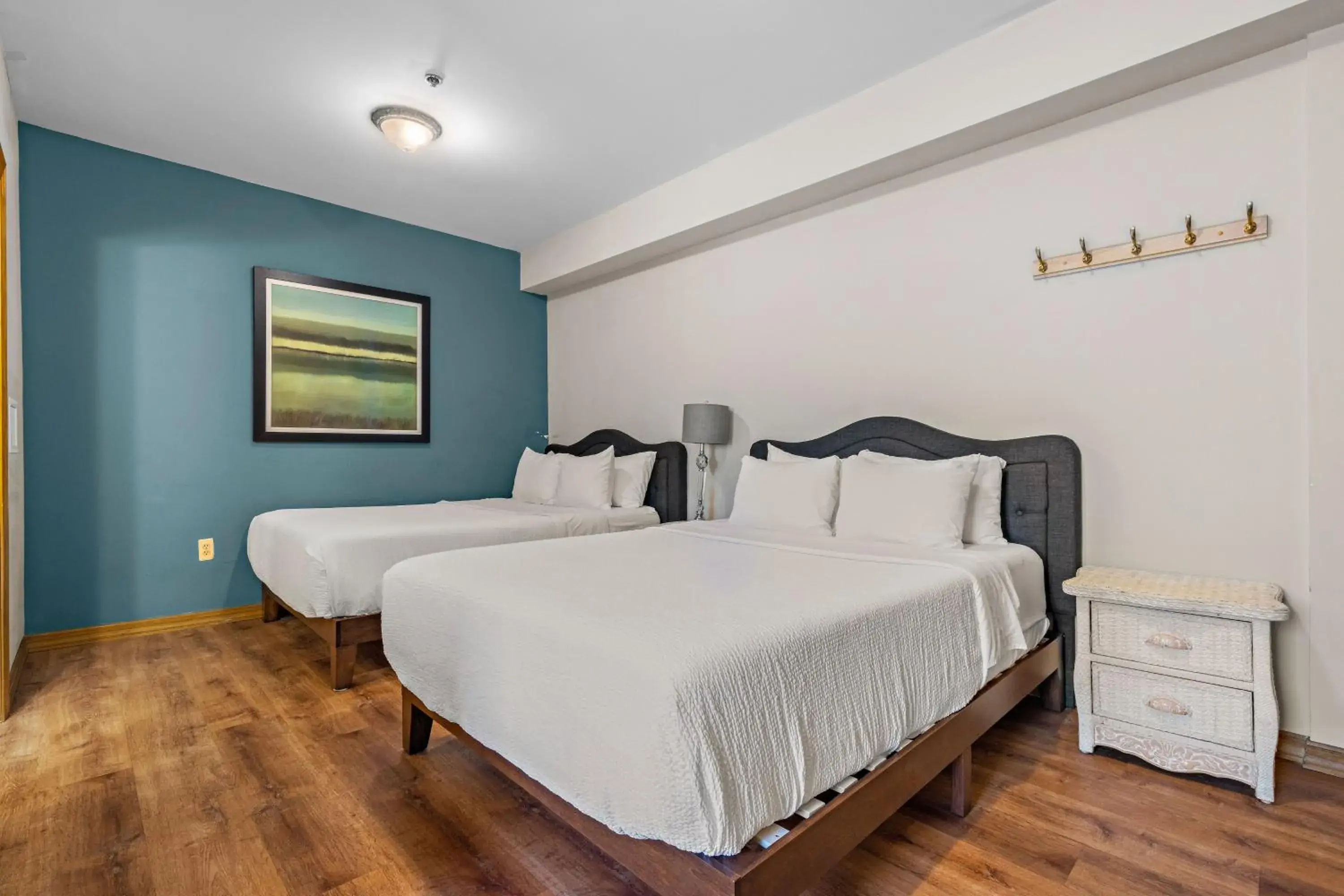 Triple Room - Disability Access in Majestic Hotel Triple Room - Disability Access in Majestic Hotel