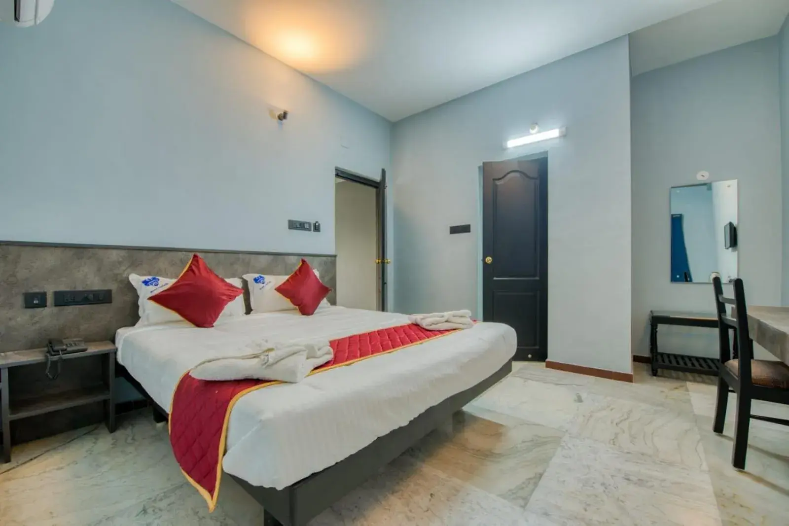 Deluxe Double Room in Corbelli Residency Deluxe Double Room in Corbelli Residency