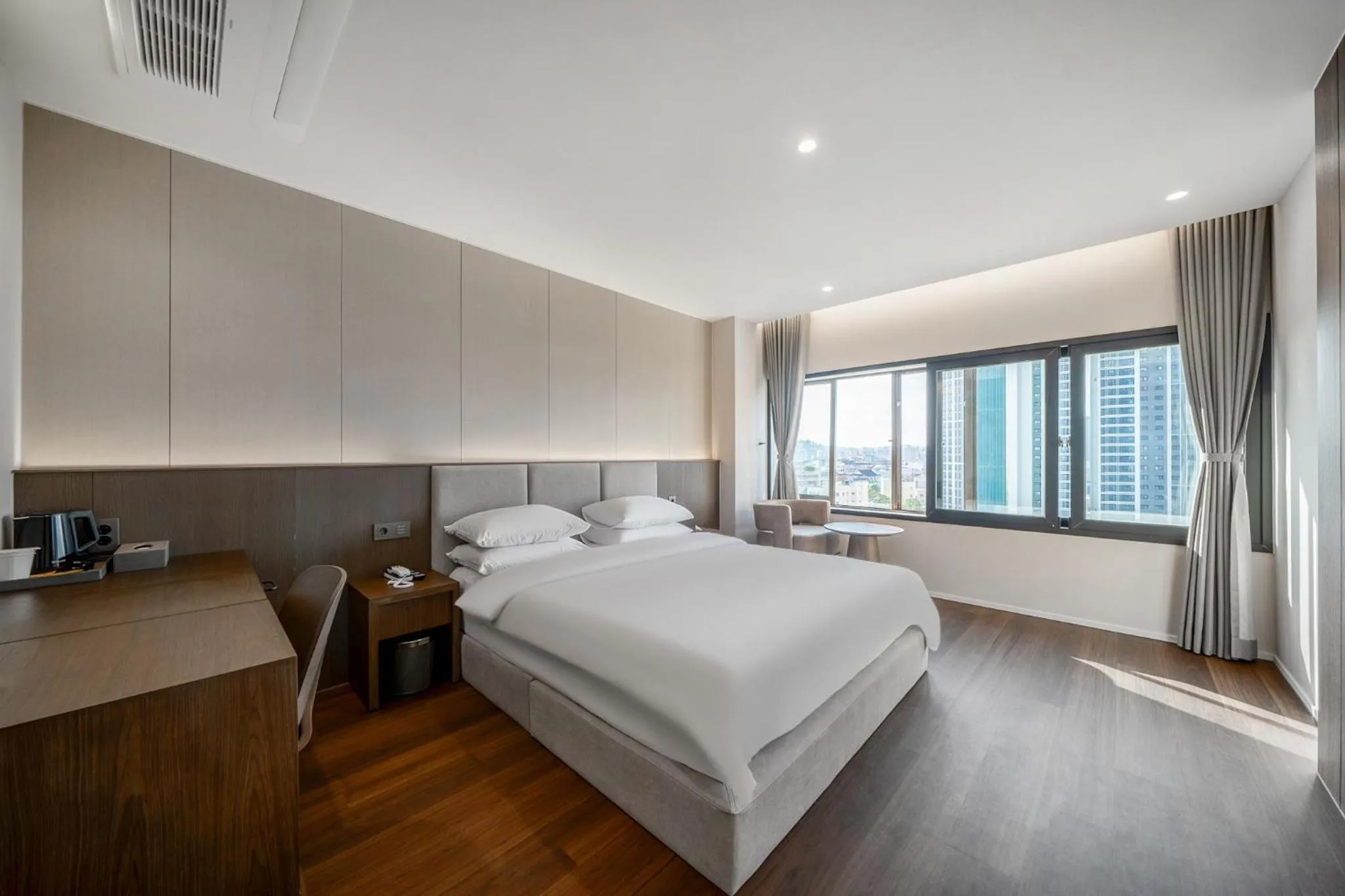 Crystal Hotel Daegu