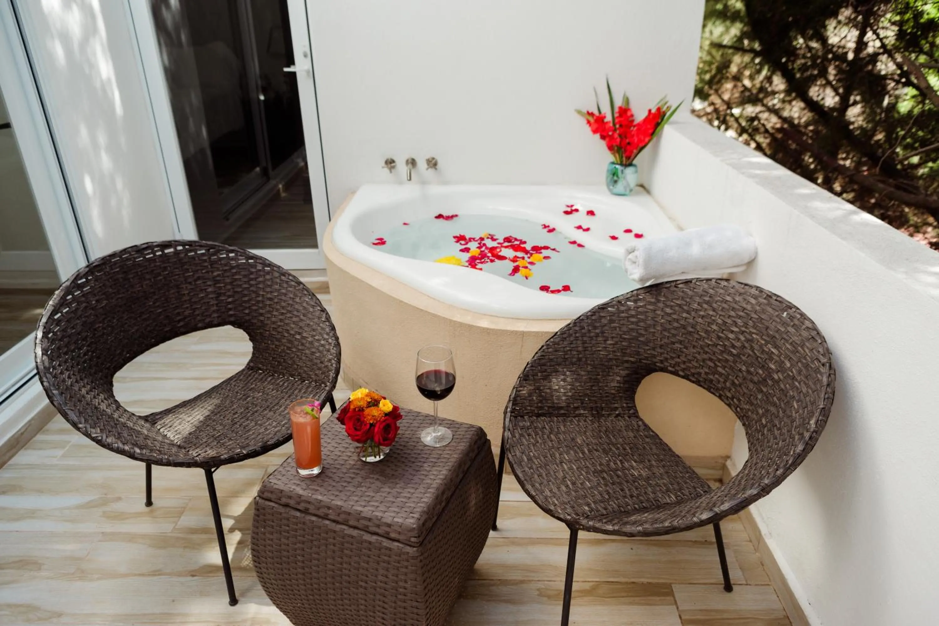 Balcony/Terrace in Lila Hotel