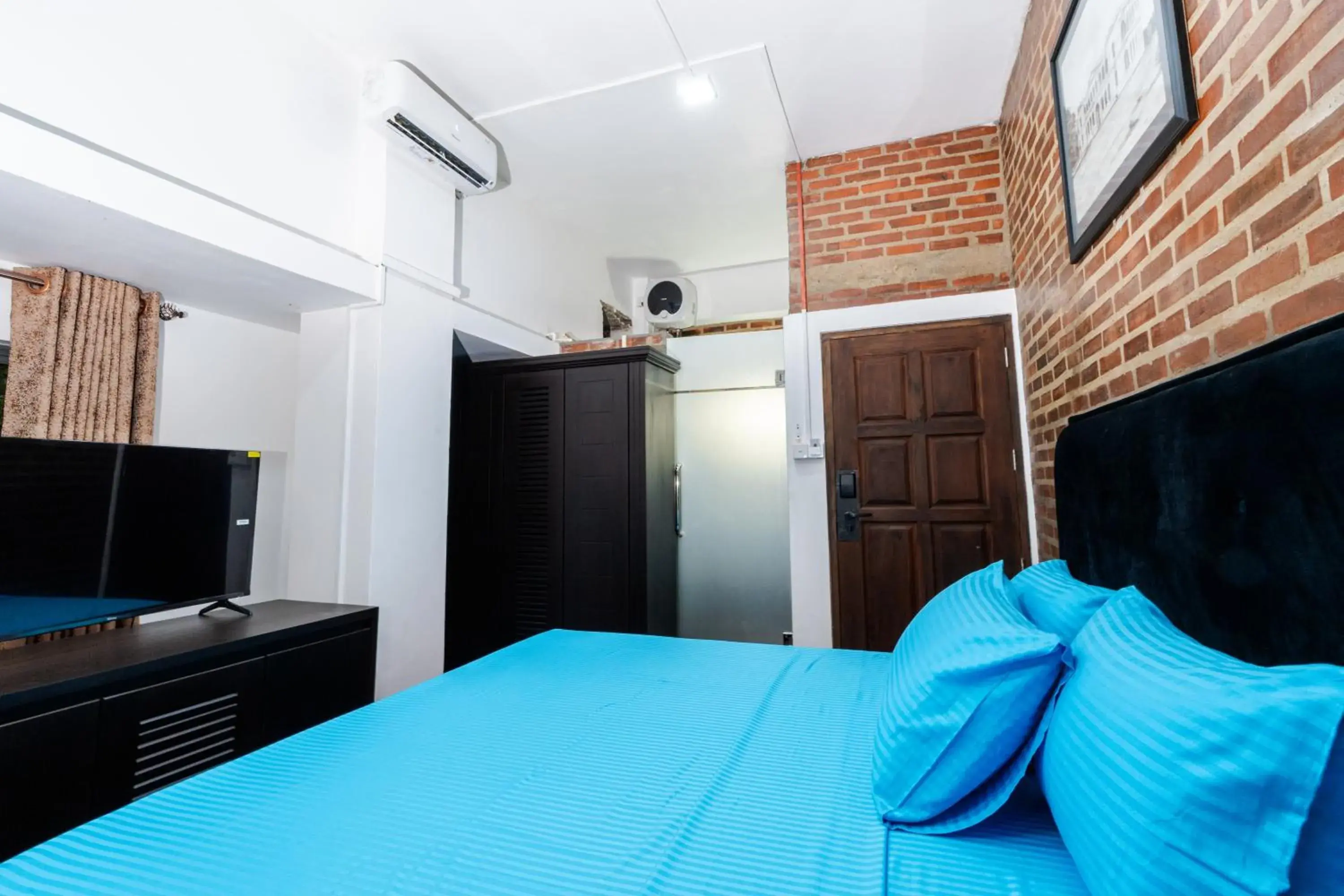 Deluxe Double Room in Trillium Boutique Express Hotel - Ward Place Deluxe Double Room in Trillium Boutique Express Hotel - Ward Place