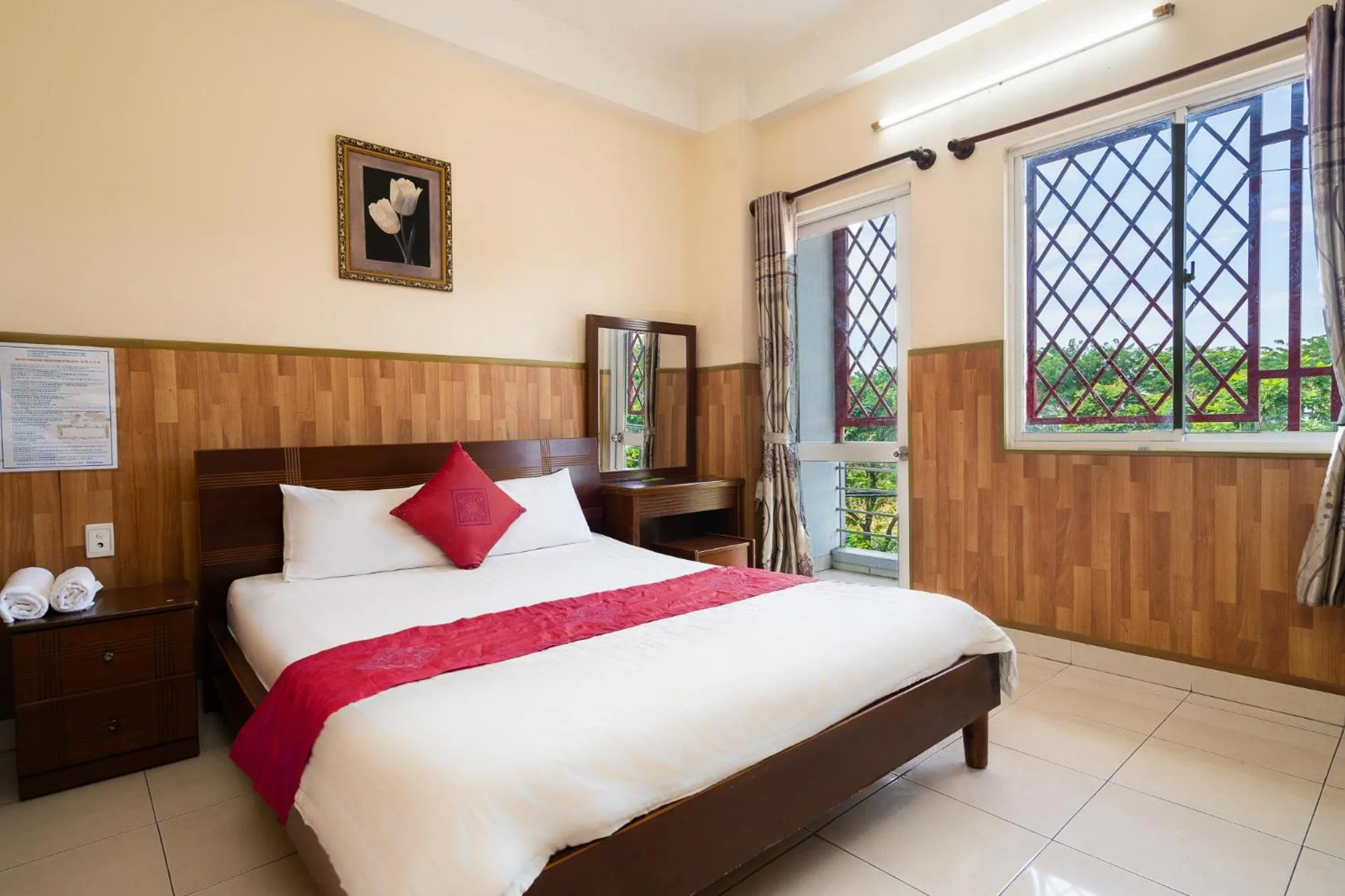 Photo of the whole room, Bed in Collection O Nam Phuong