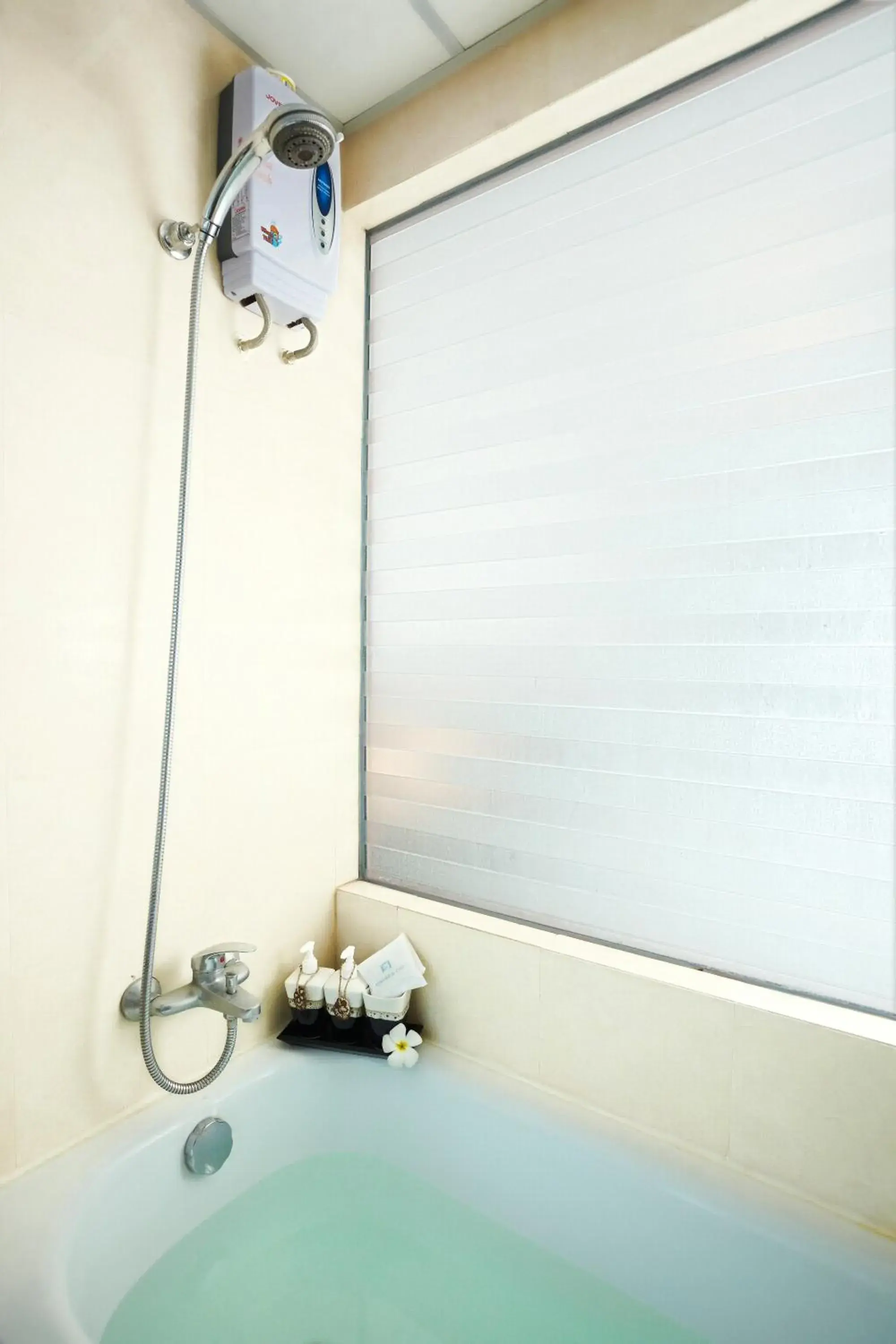 Bathroom in Diamond Residence Ratchada Bathroom in Diamond Residence Ratchada