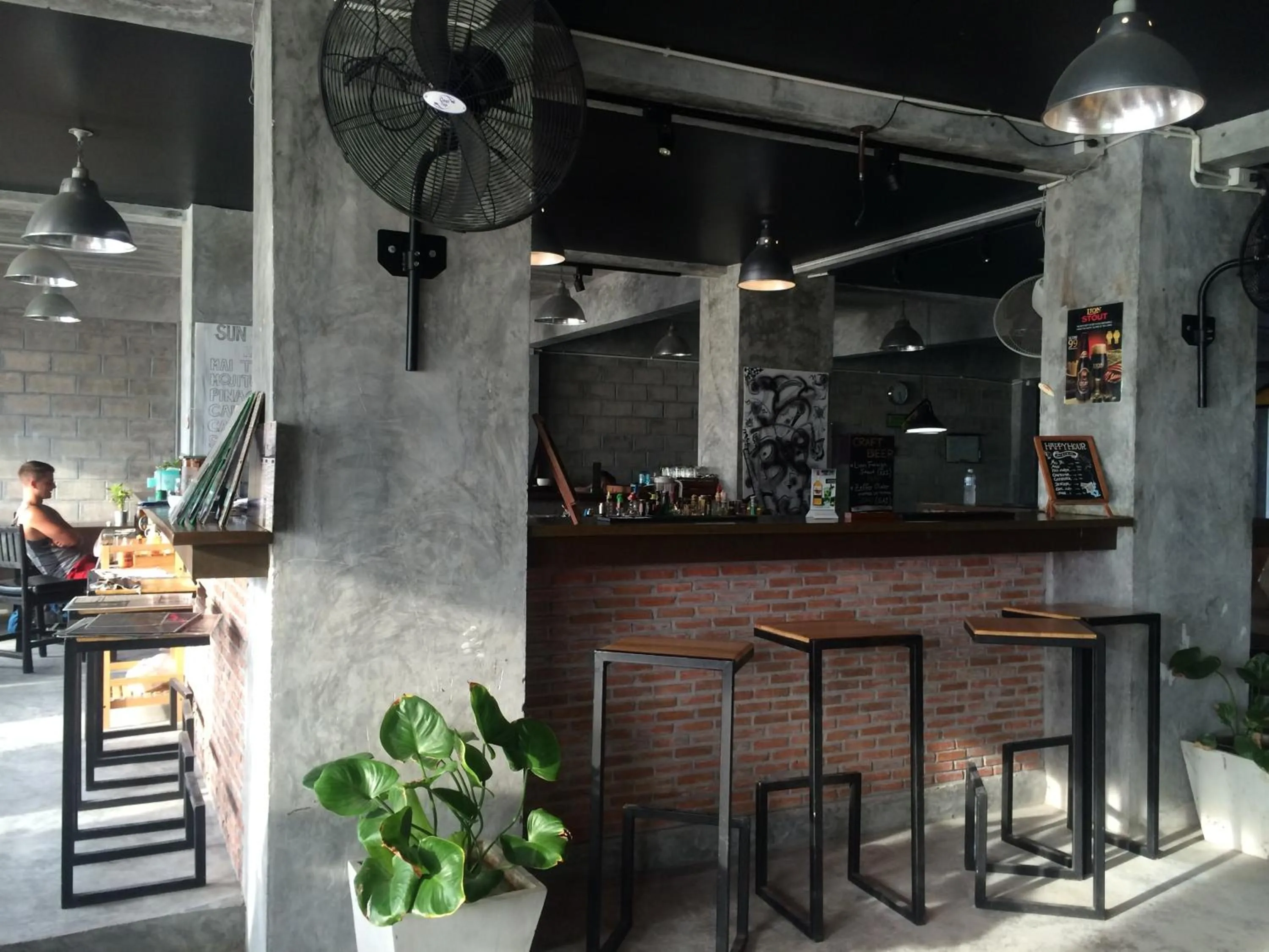 Lounge or bar in Bro&Sis Place