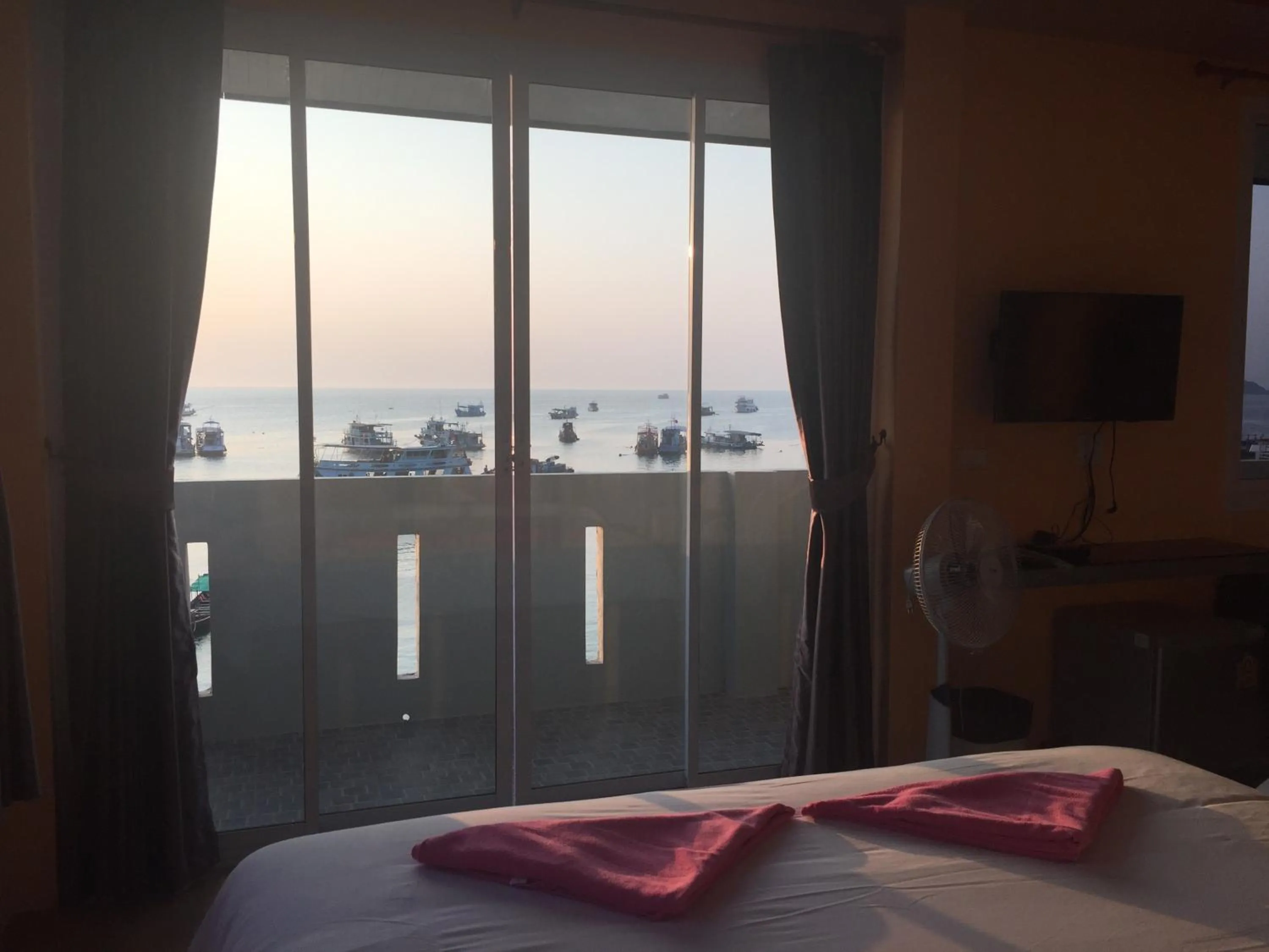 Sea view, Bed in Bro&Sis Place