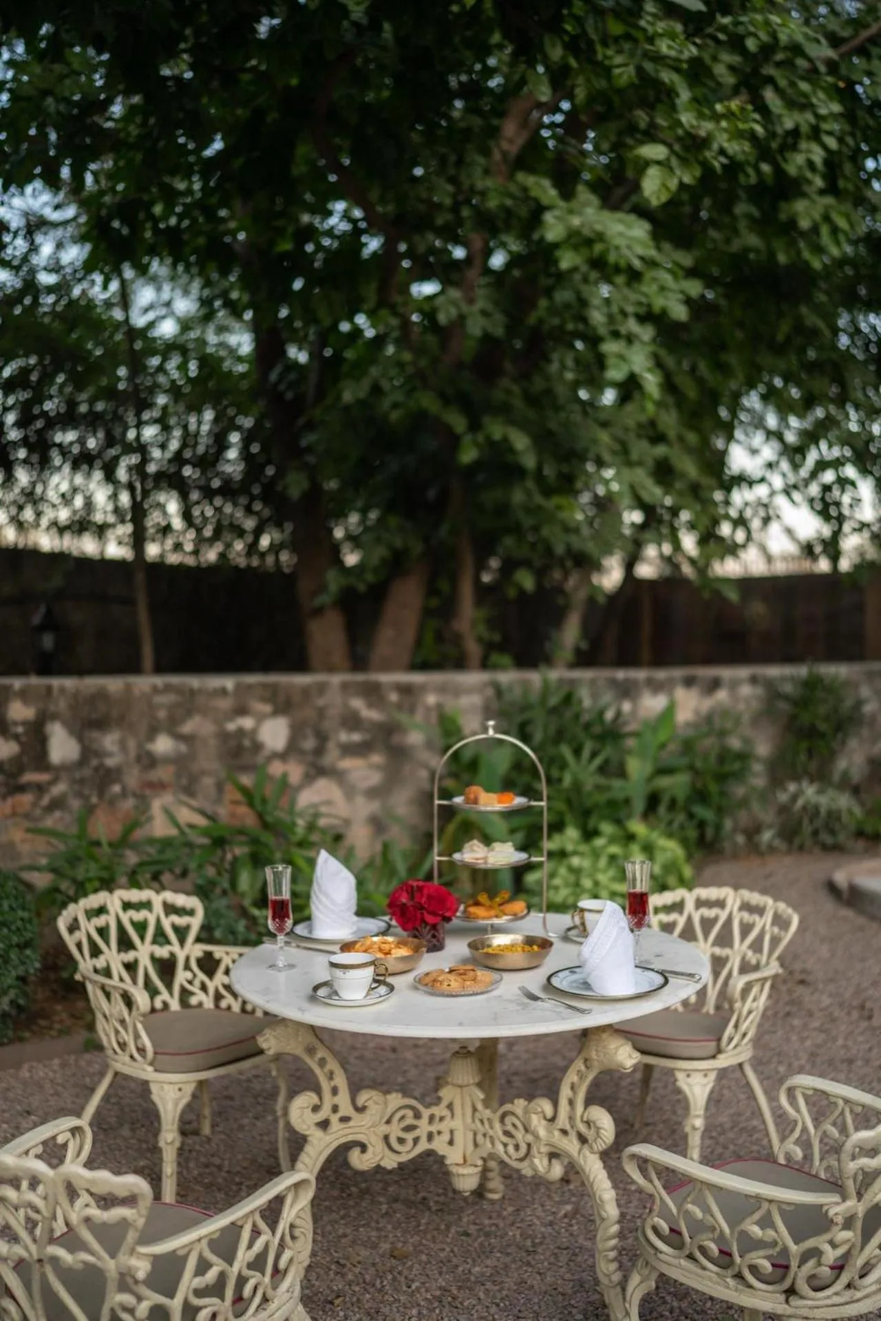 Garden in Srinivas The Royal Residence, Jaipur