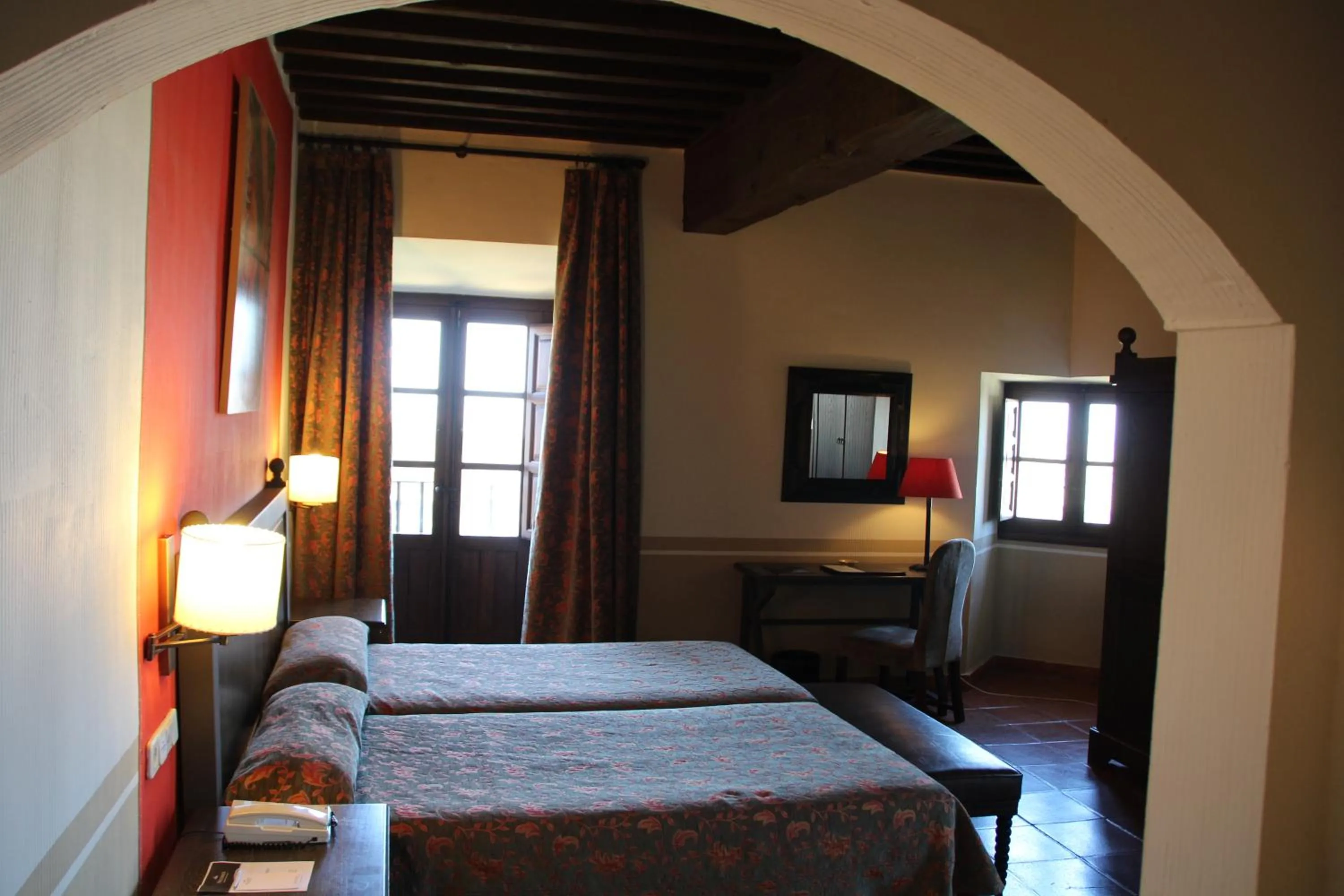 Bed in Parador de Oropesa