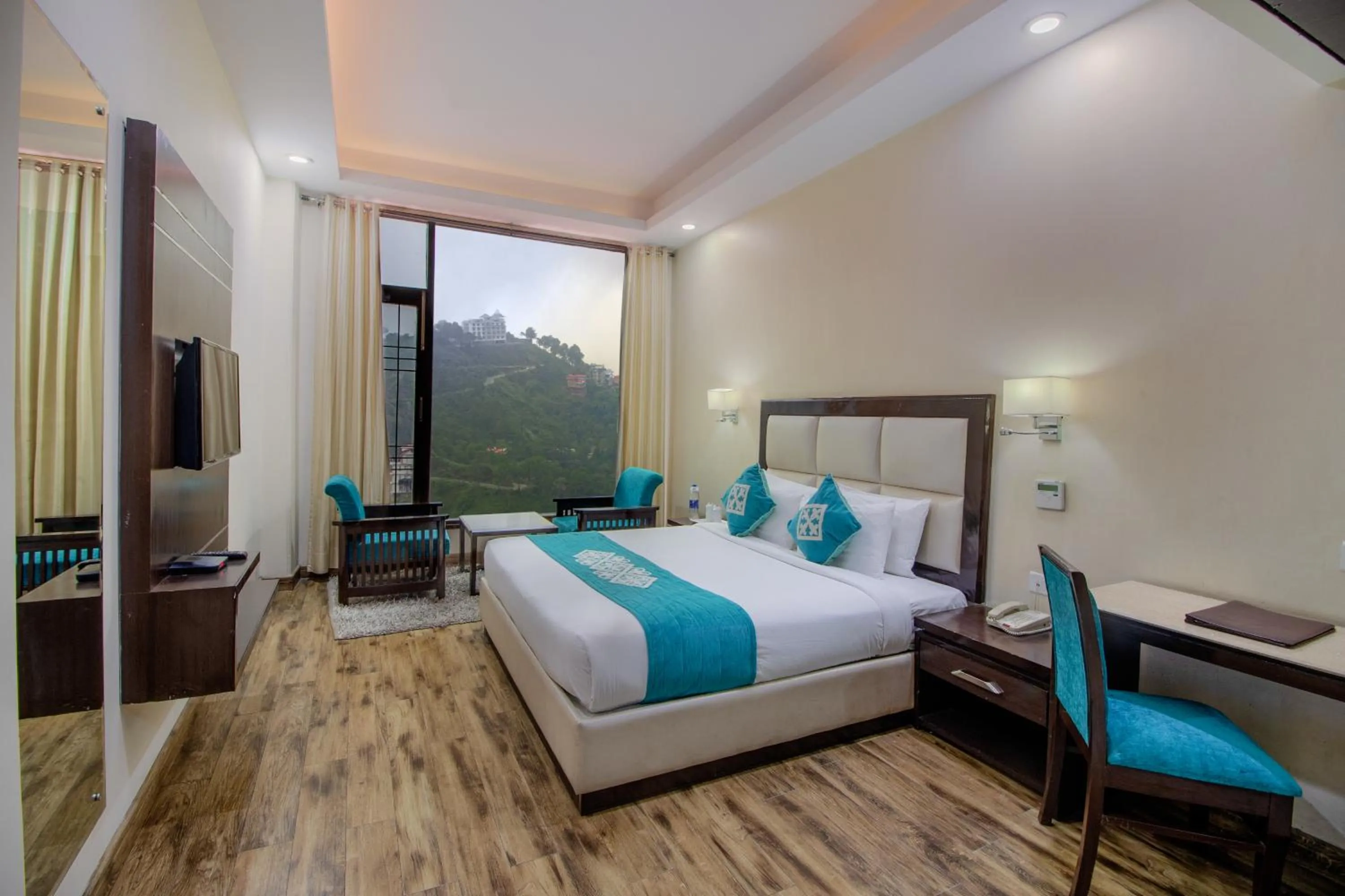 Bedroom, Bed in Snow Valley Resorts Shimla