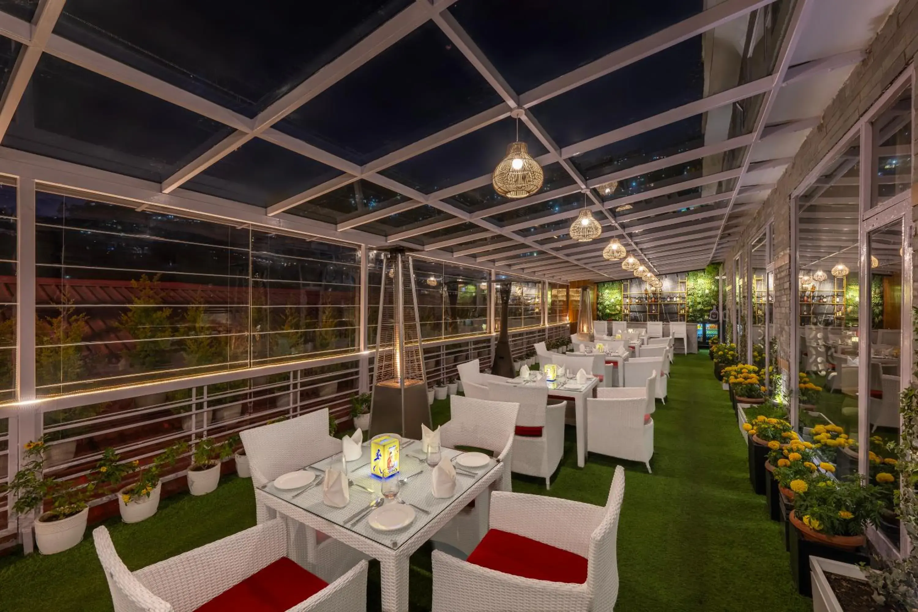 Lounge or bar in Snow Valley Resorts Shimla Lounge or bar in Snow Valley Resorts Shimla