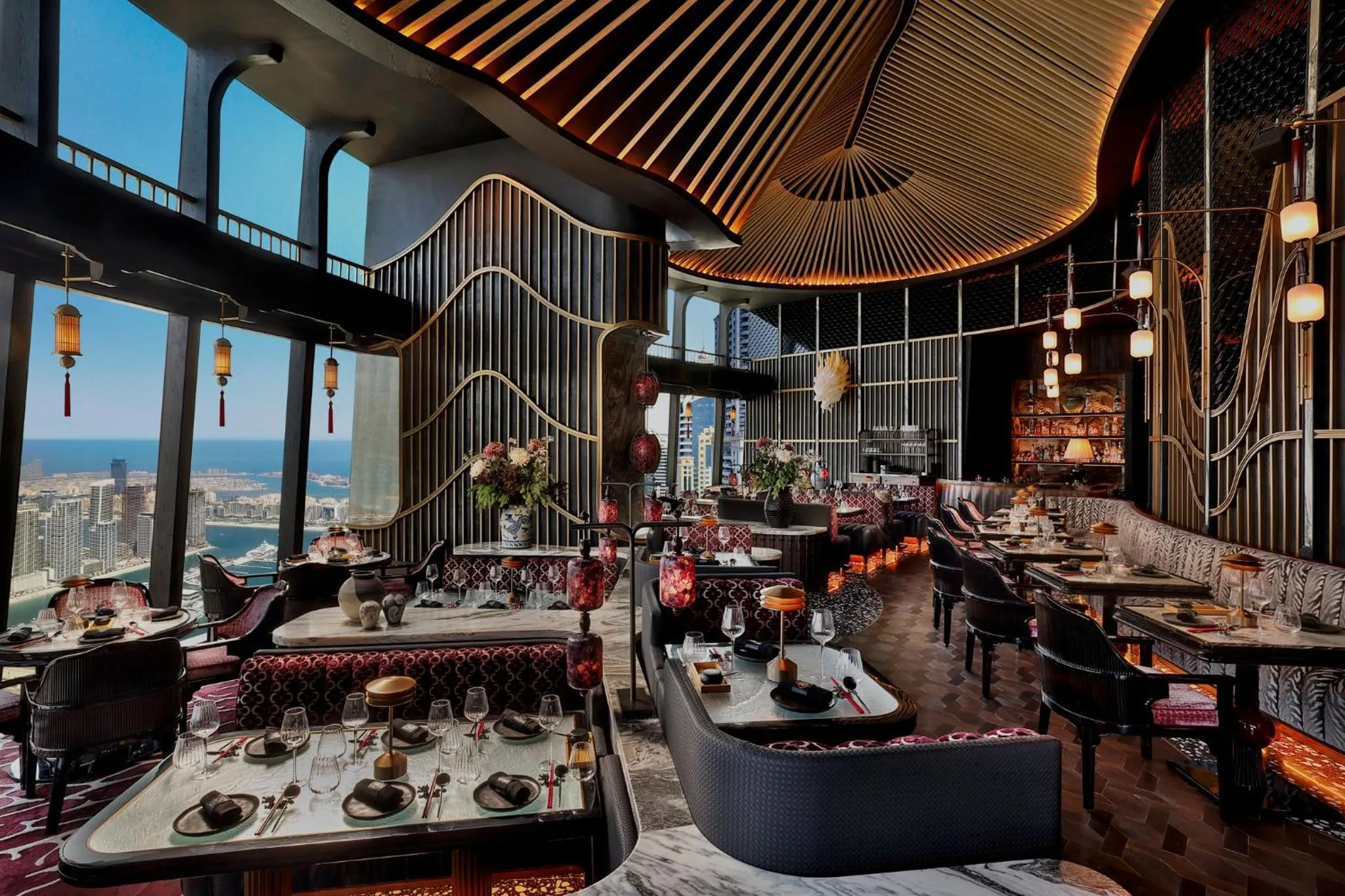 Restaurant/places to eat in Ciel Dubai Marina, Vignette Collection by IHG