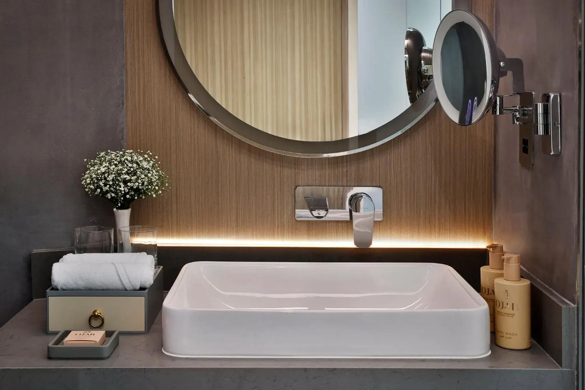 Premium Twin Room in Ciel Dubai Marina, Vignette Collection by IHG Premium Twin Room in Ciel Dubai Marina, Vignette Collection by IHG