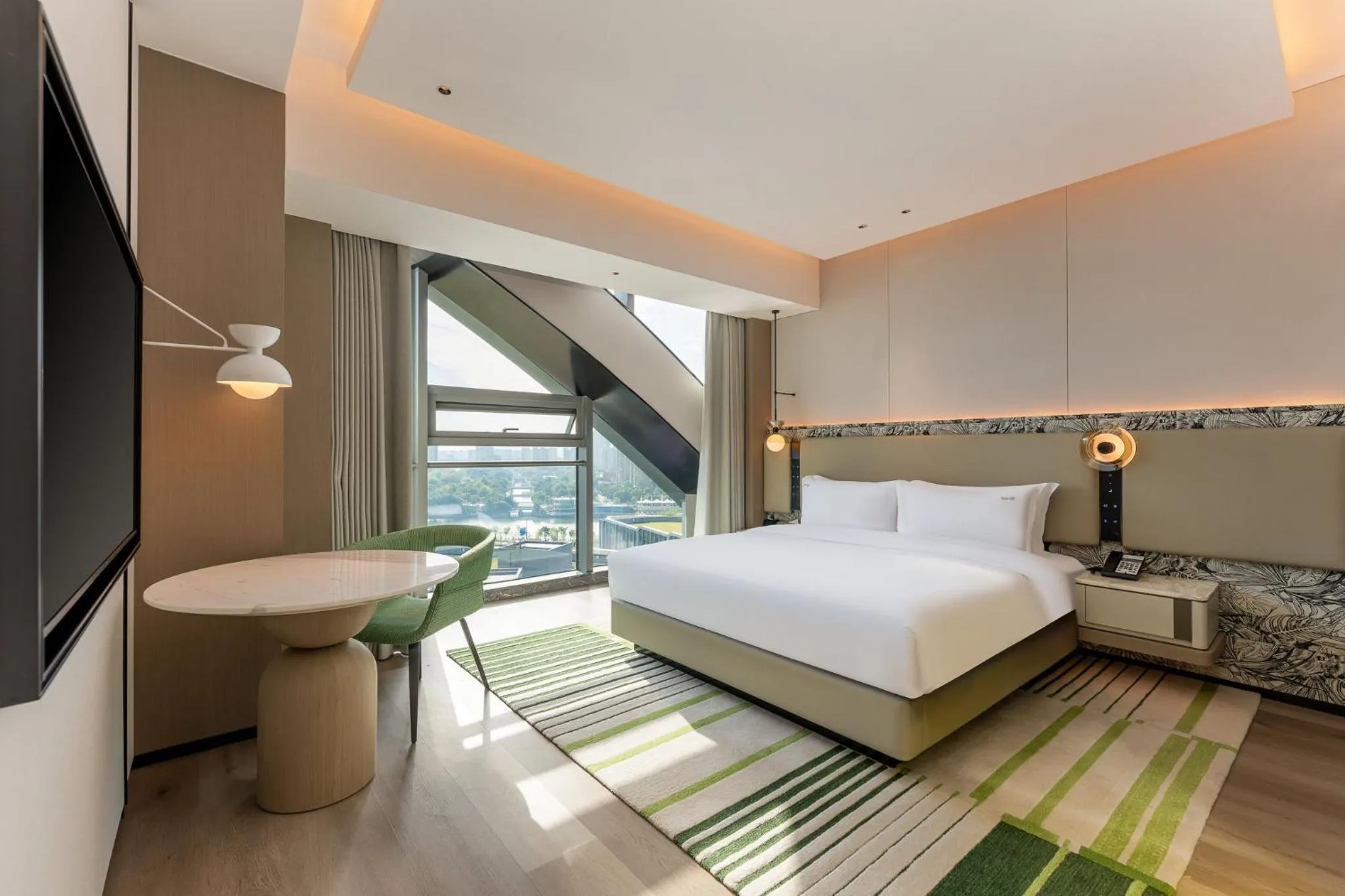 Photo of the whole room, Bed in Holiday Inn Fuzhou Exhibition Center