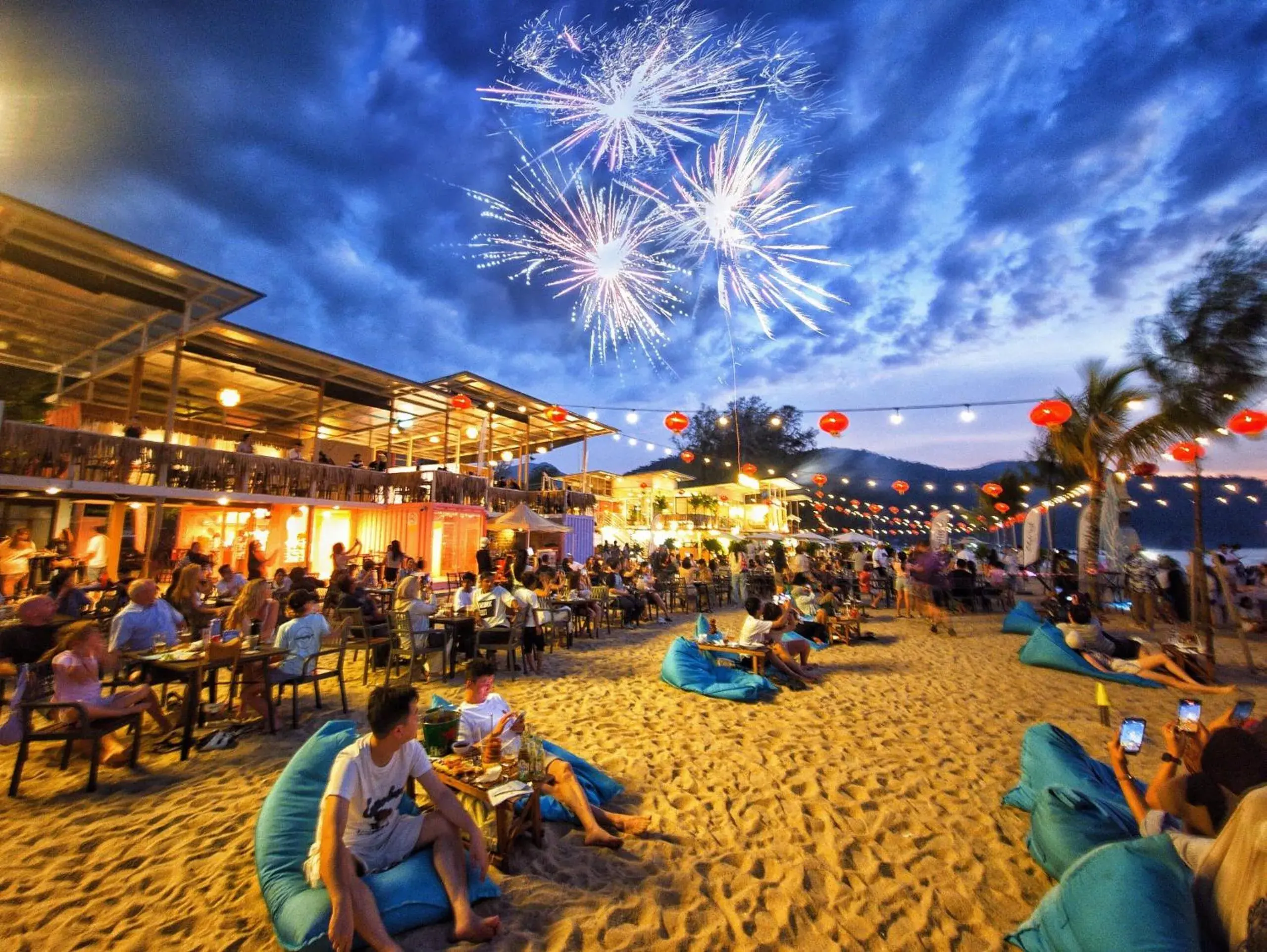 Restaurant/places to eat in Sri Sayang Resort Apartment Restaurant/places to eat in Sri Sayang Resort Apartment