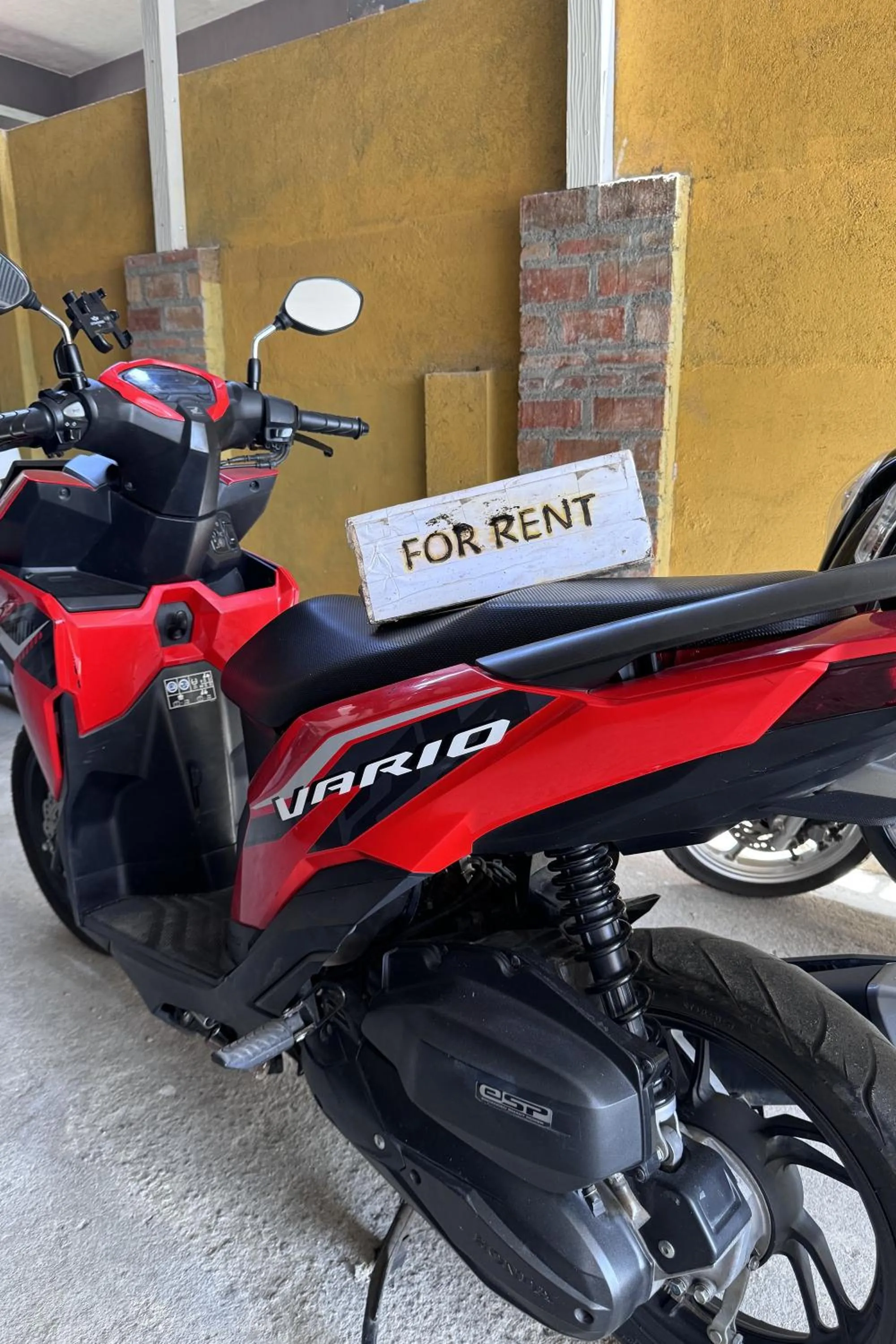 Text overlay in Senggigi Cottages Lombok